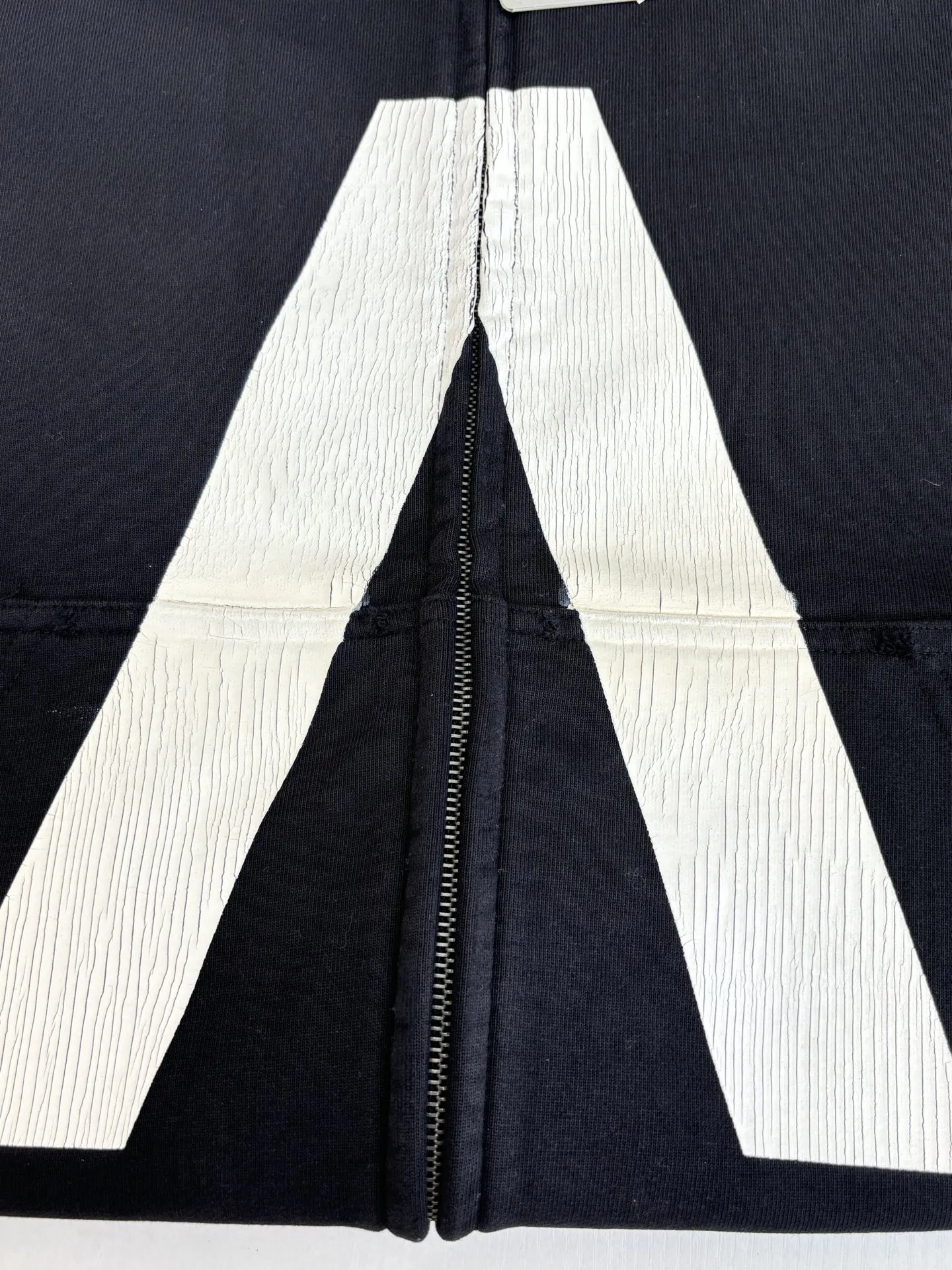 Balenciaga 黒逆Vバースト文字サウンド楽フーディ - 画像 (7)