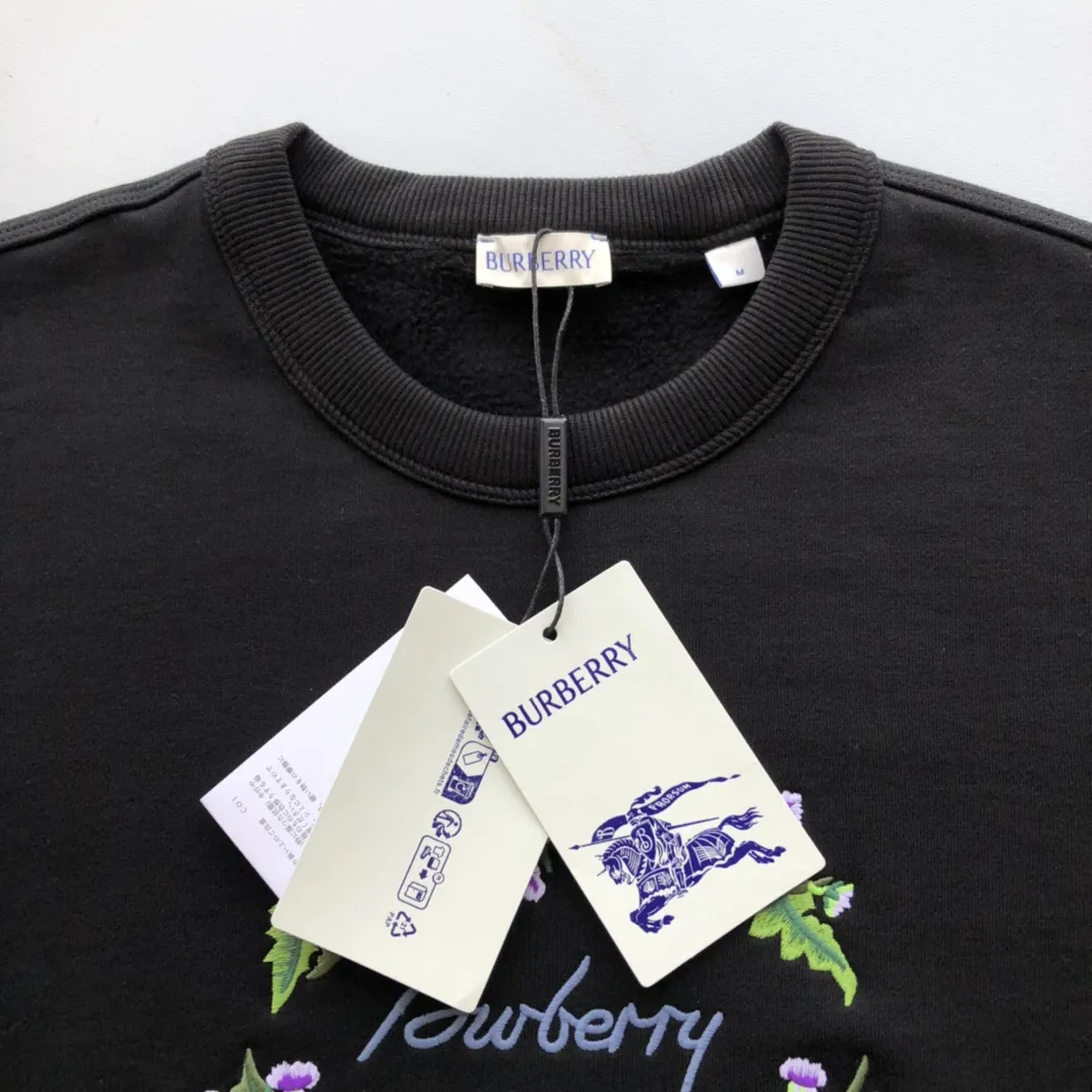 Burberry ブラック刺繍ロゴラウンドネックスウェット - 画像 (5)