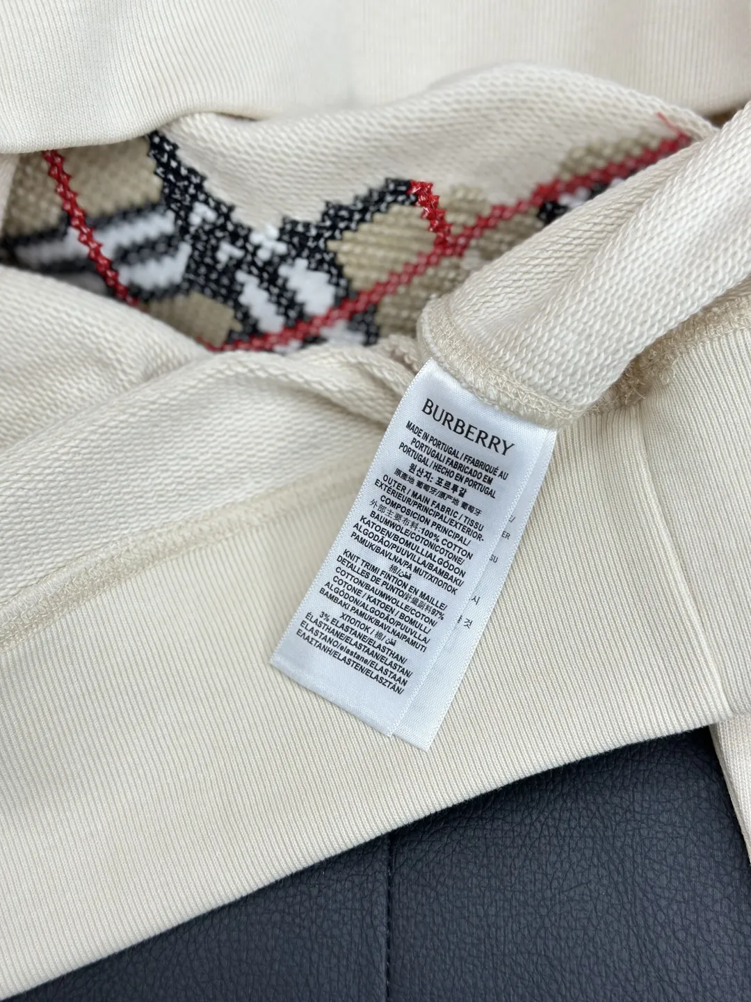 Burberry クリーム色 十字架のとげの軍馬長袖スウェット - 画像 (8)