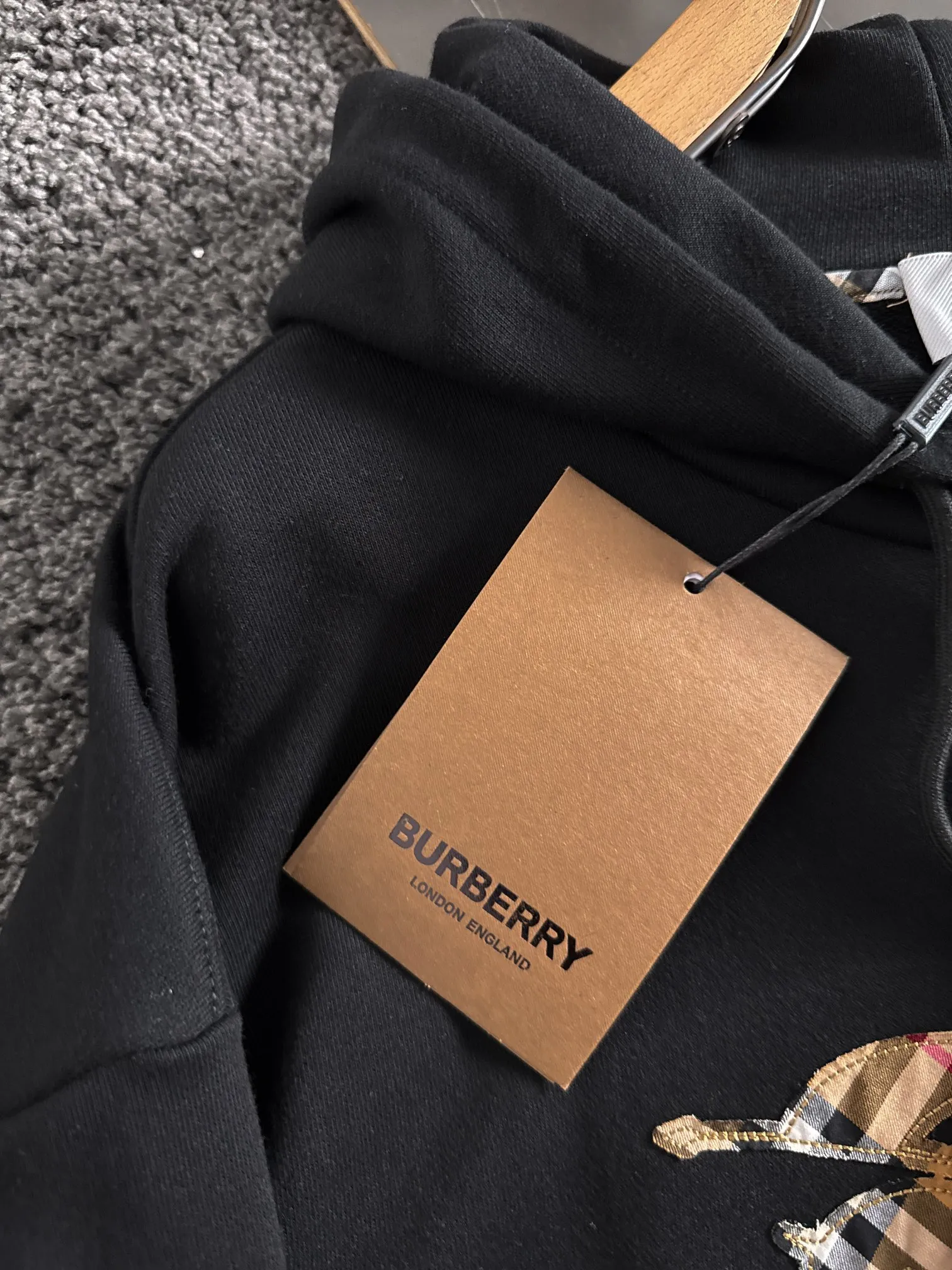 バーバリーブラック軍馬の拍車フード付きスウェット - 画像 (7)