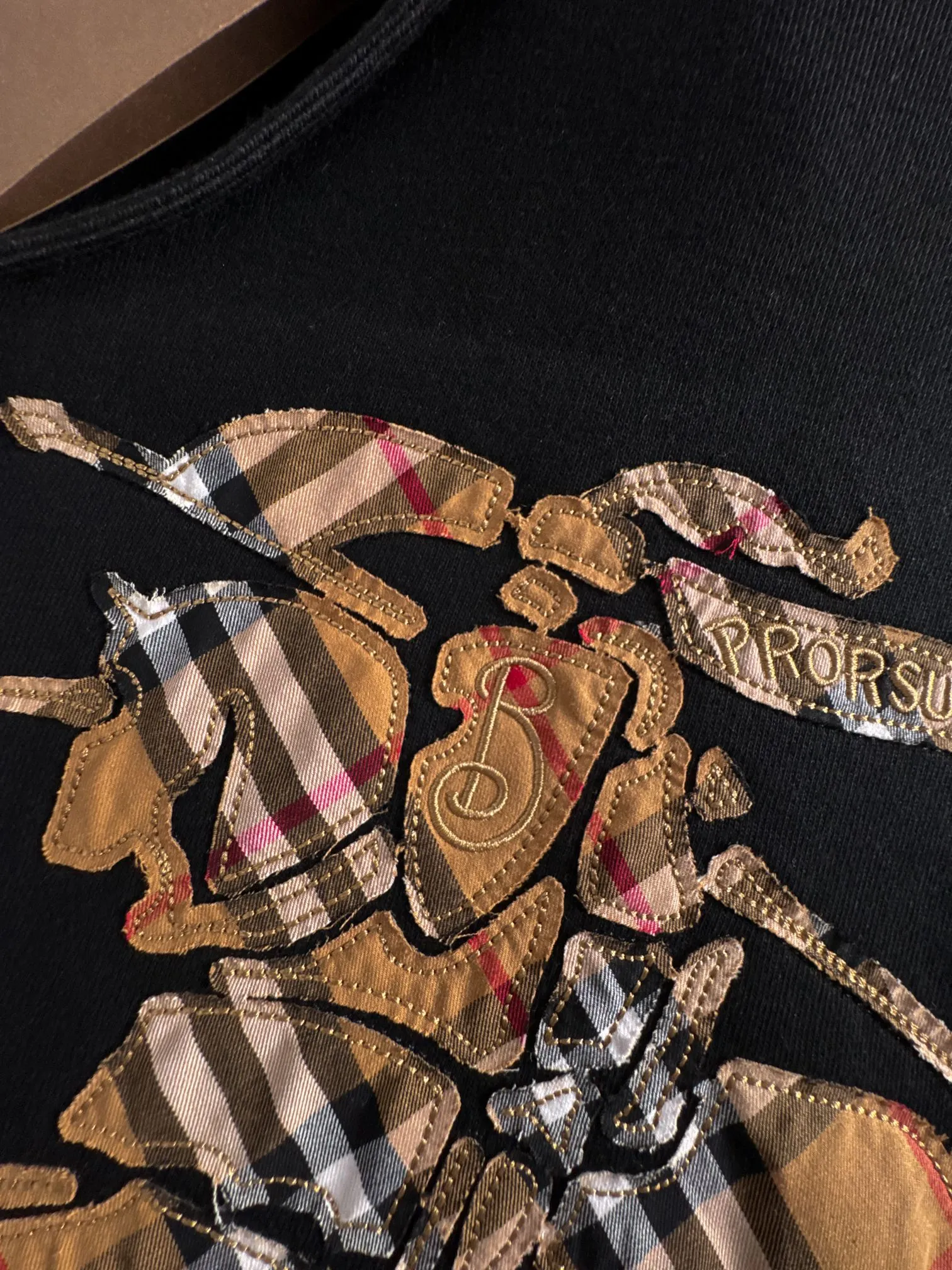 バーバリーブラック軍馬の拍車フード付きスウェット - 画像 (9)