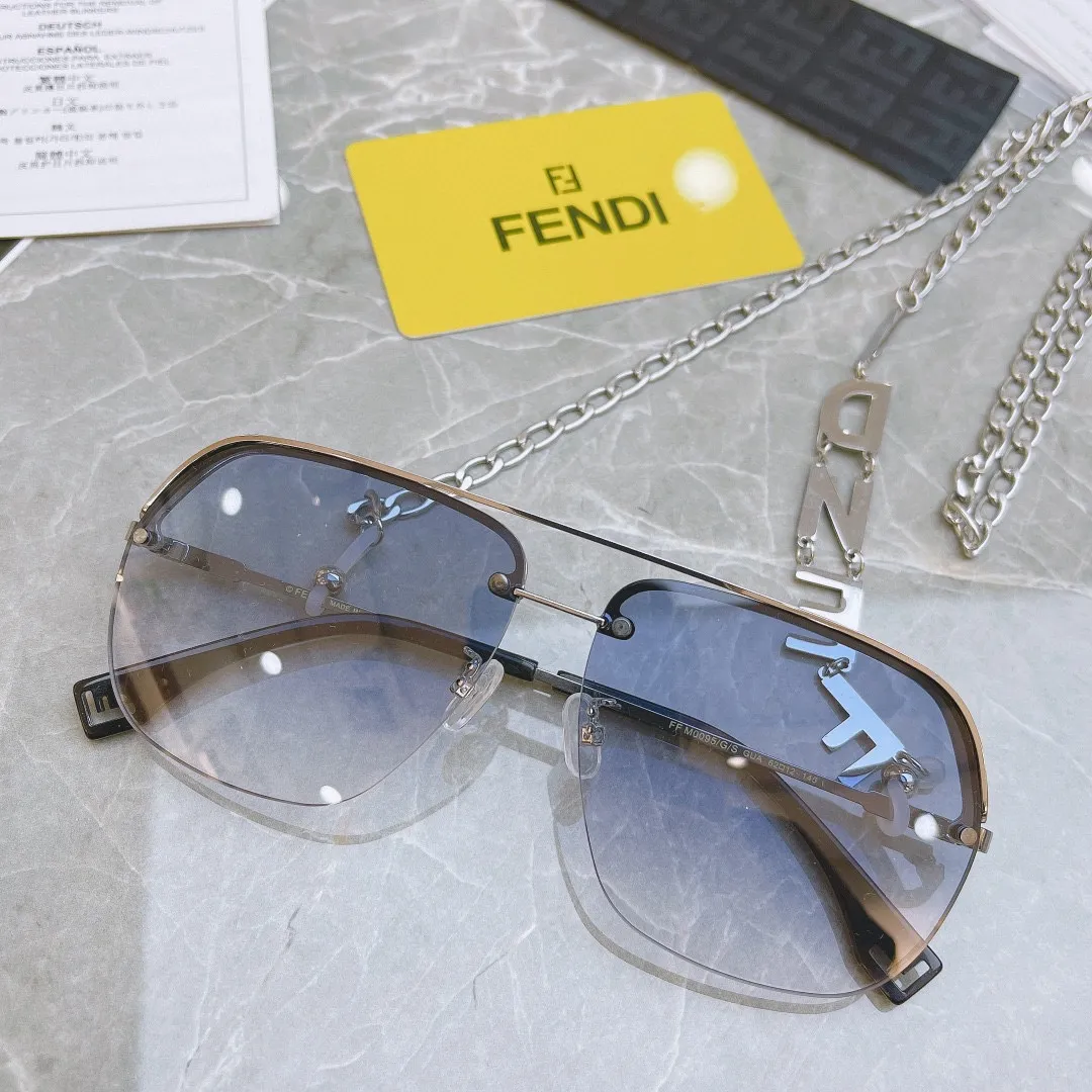 FENDI新作黒サングラスファッションチェーン - 画像 (4)