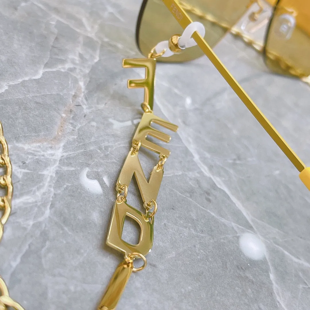 FENDI新作黒アークサングラスファッション - 画像 (9)