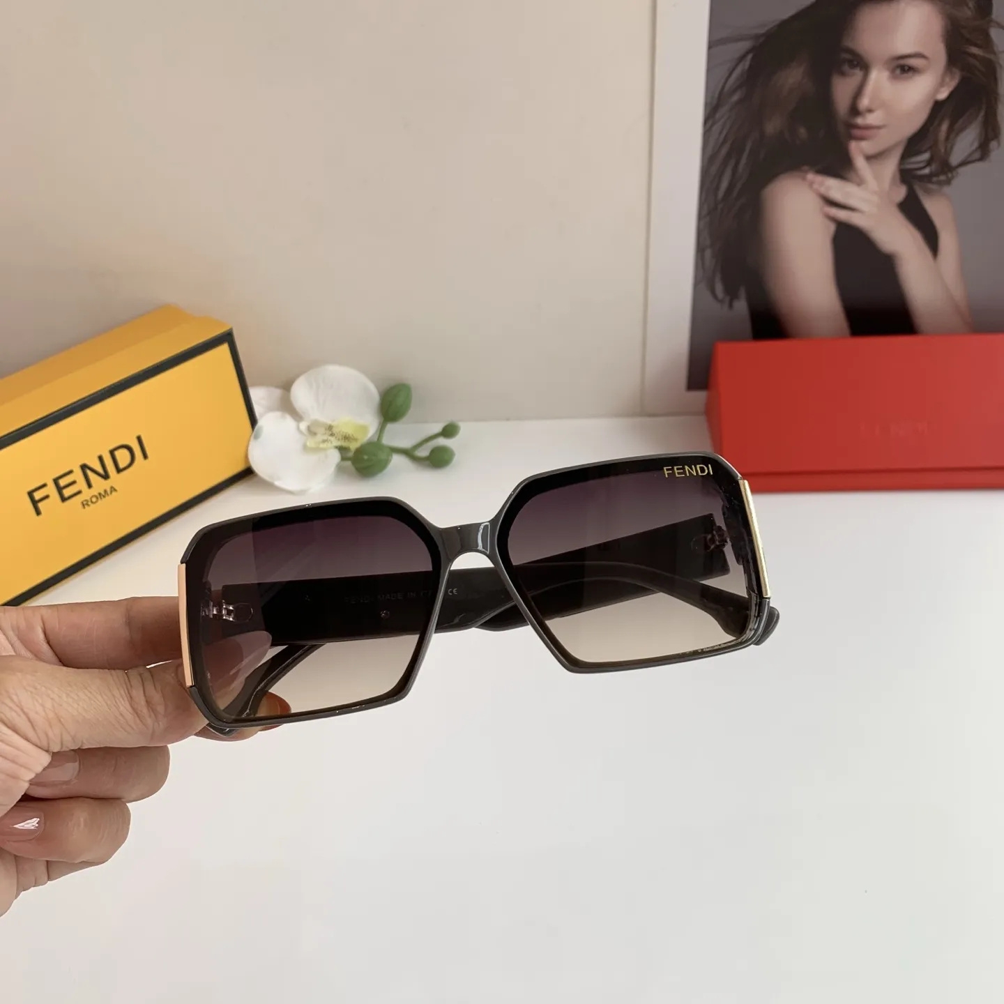 FENDI新作黒ファッションサングラス - 画像 (4)