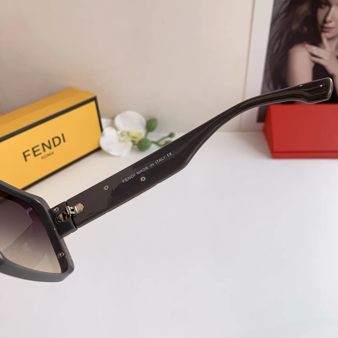 FENDI新作黒ファッションサングラス - 画像 (8)