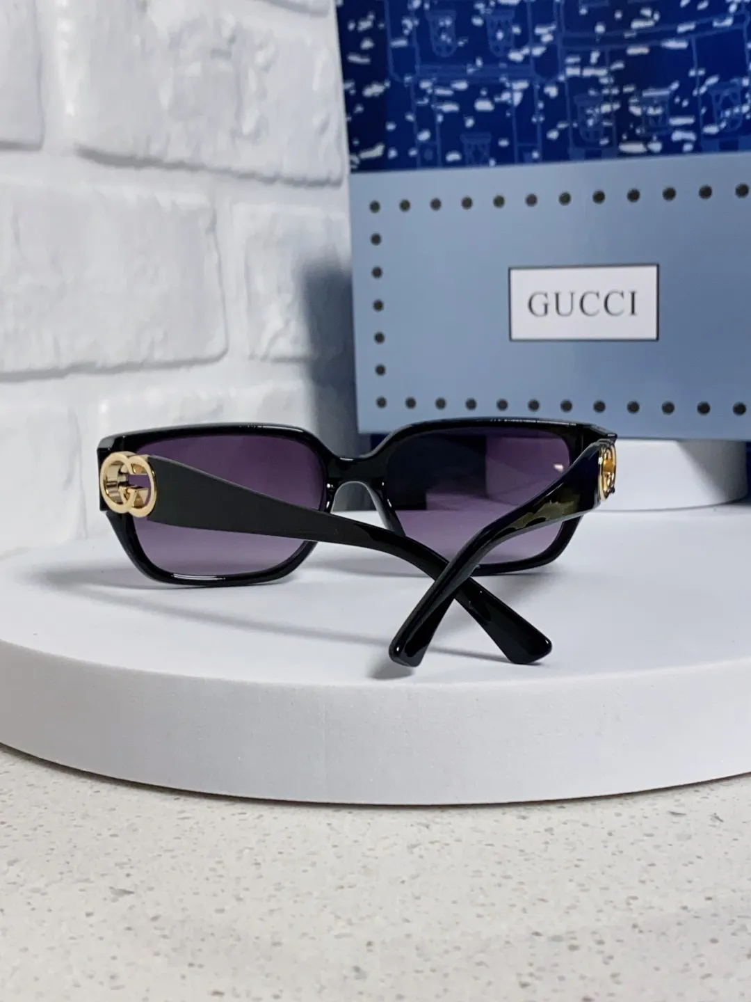 Gucci 黒キャッツアイサングラス新作 - 画像 (4)