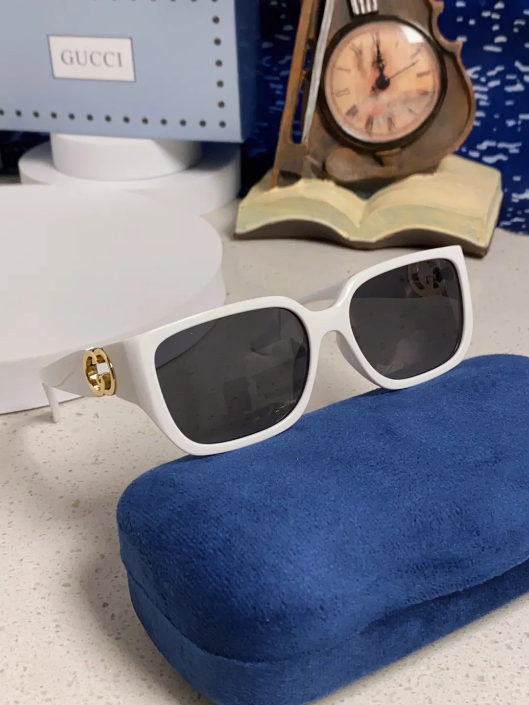 GUCCI新作白黒キャッツアイサングラス - 画像 (11)