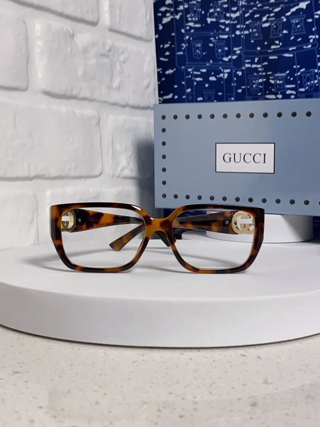 Gucci新作黒キャッツアイサングラス - 画像 (3)