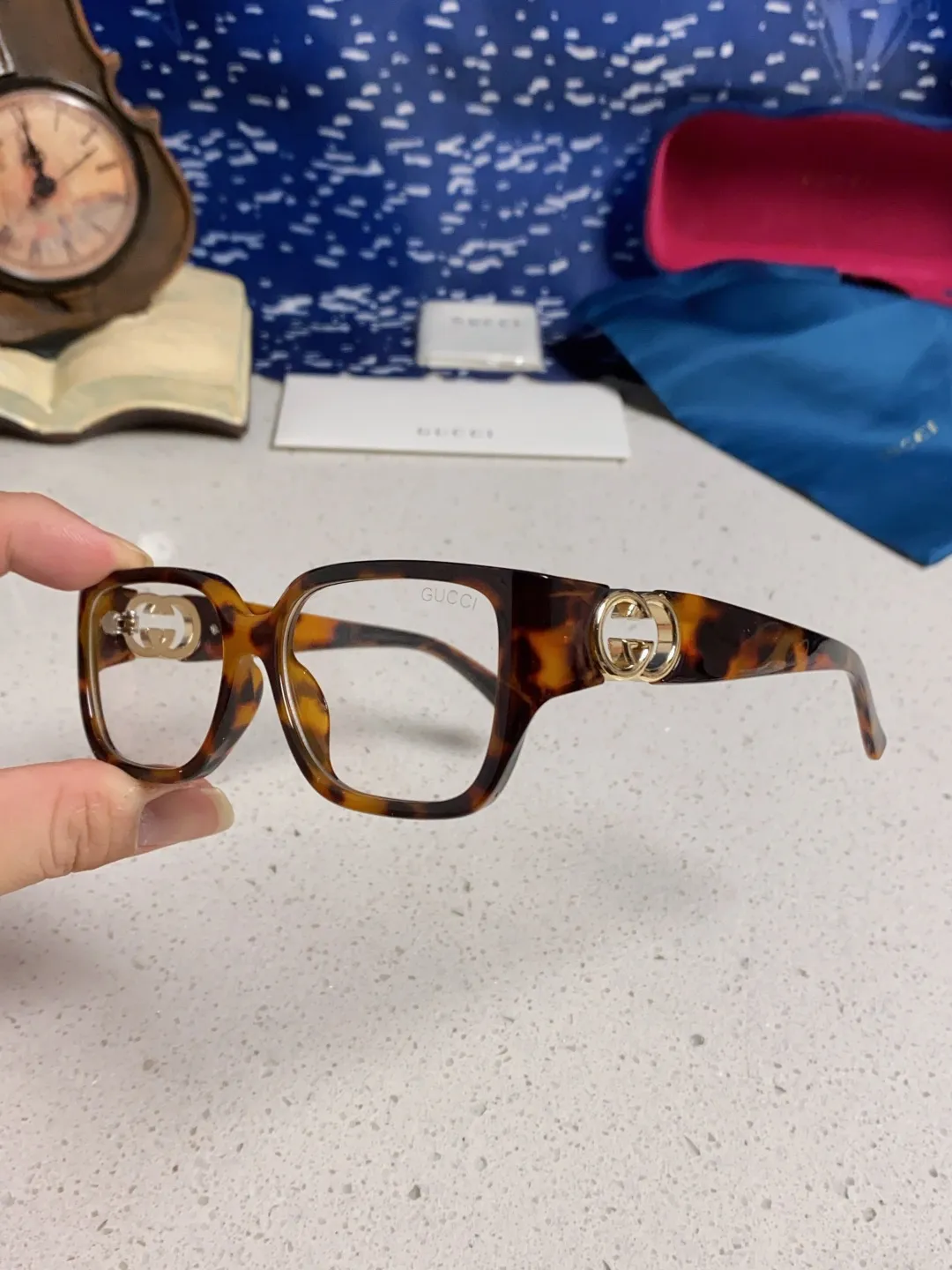 Gucci新作黒キャッツアイサングラス - 画像 (7)