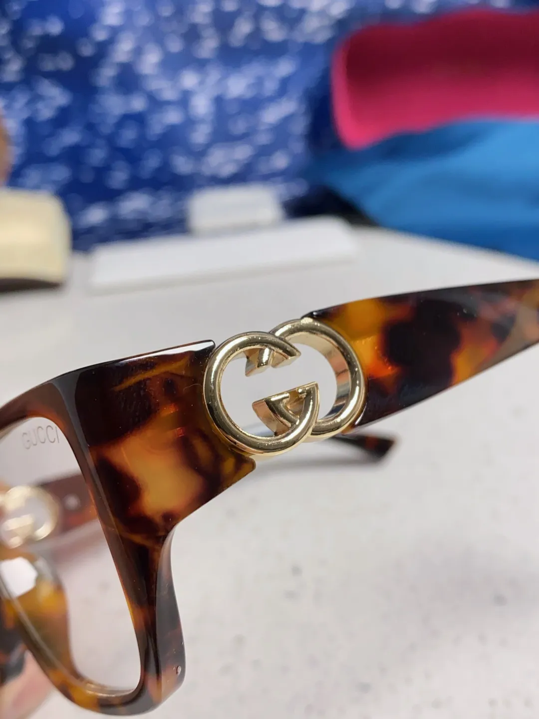 Gucci新作黒キャッツアイサングラス - 画像 (8)