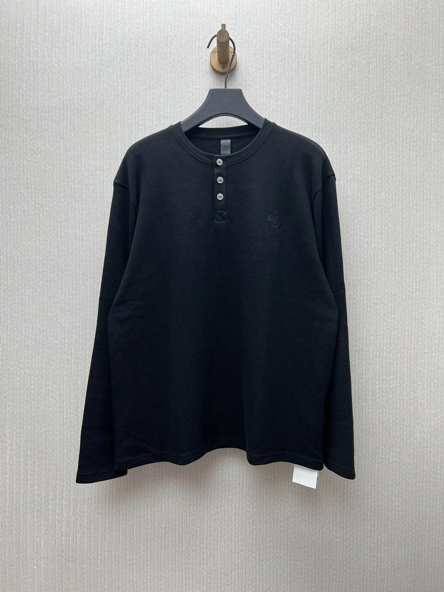 クロエ25SSサンスクリットヘンリーネックワッフルセーター黒