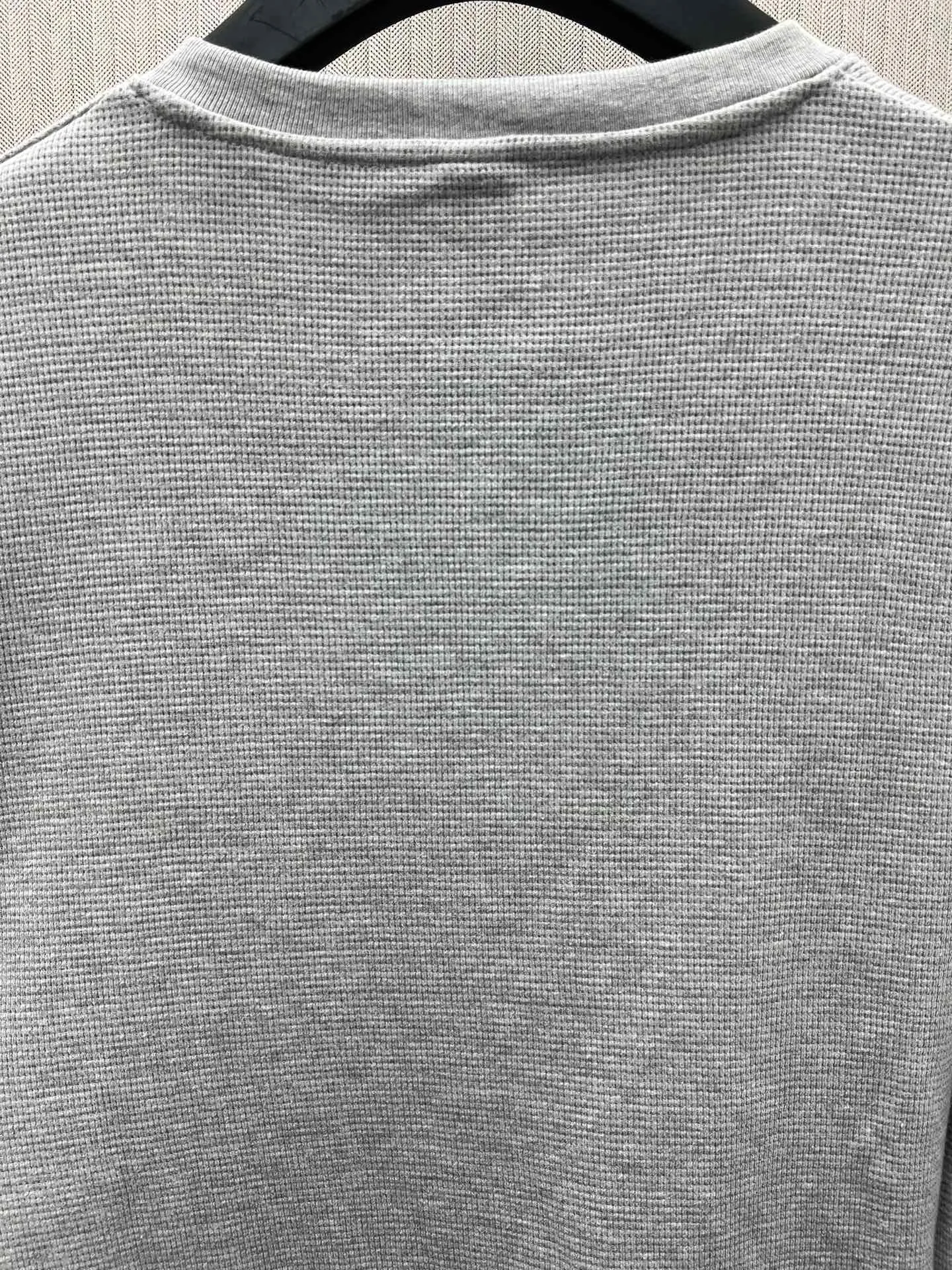 クロエ25SSサンスクリットヘンリーネックグレーワッフルセーター - 画像 (9)