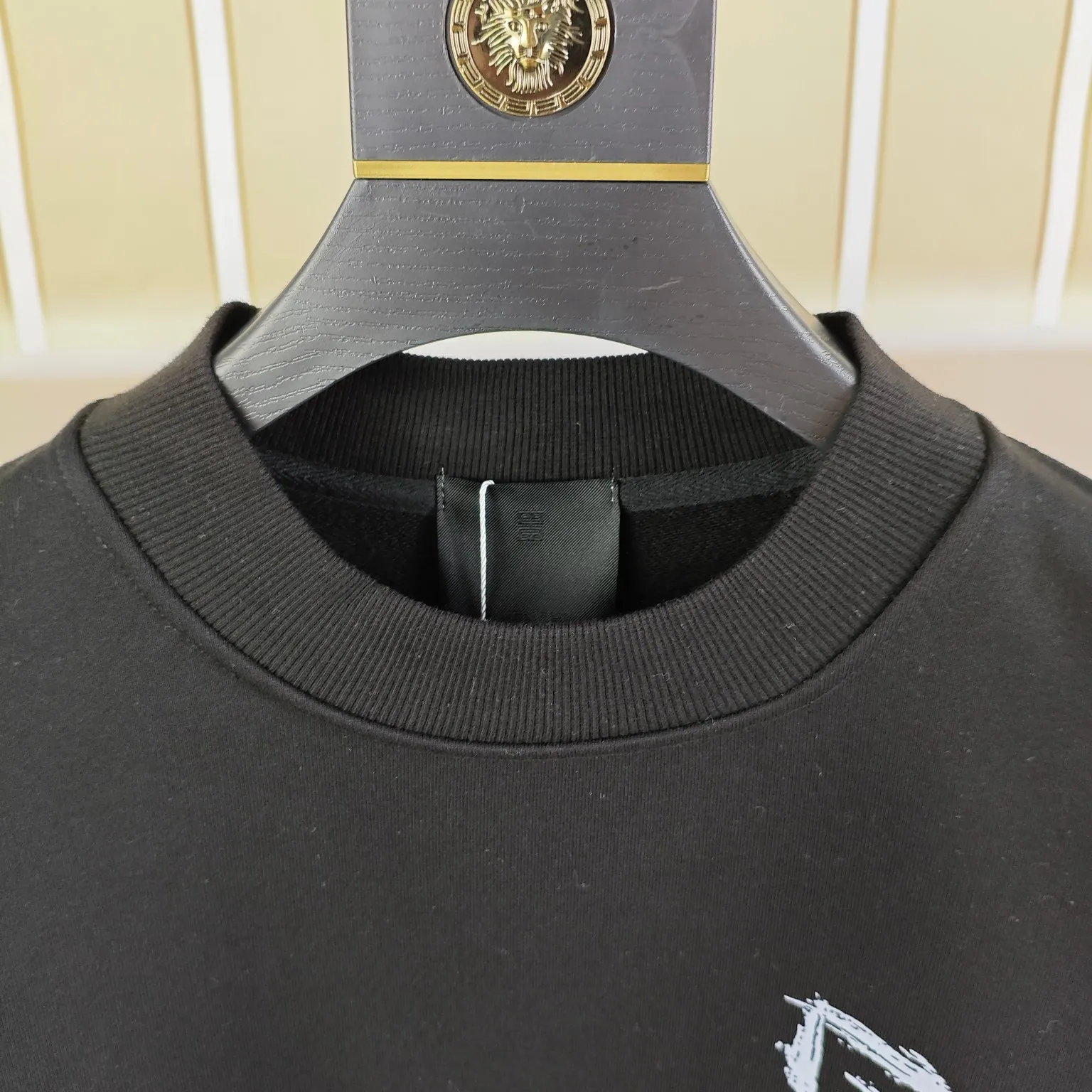 Givenchy ブラック ロゴプリント メンズスウェット - 画像 (5)