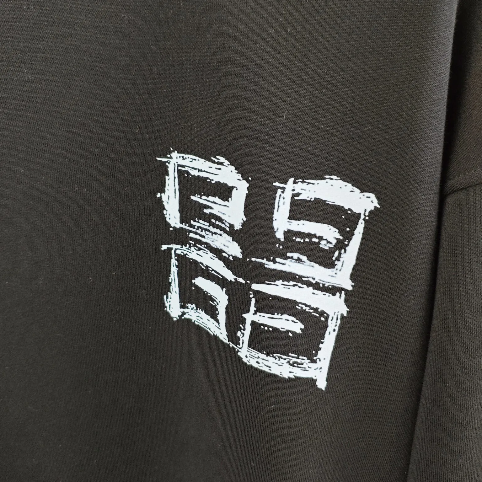 Givenchy ブラック ロゴプリント メンズスウェット - 画像 (7)