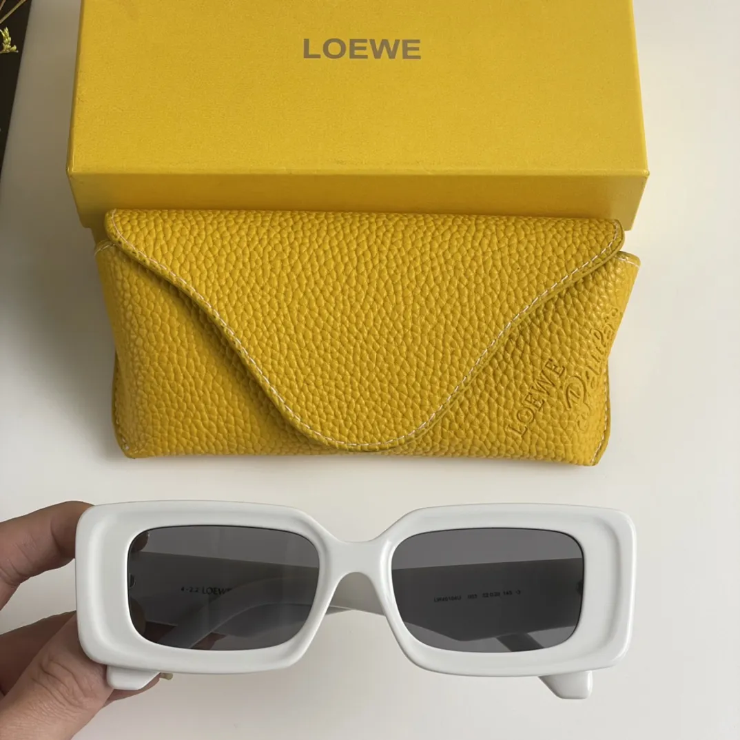 LOEWE新作黒アークサングラス - 画像 (3)