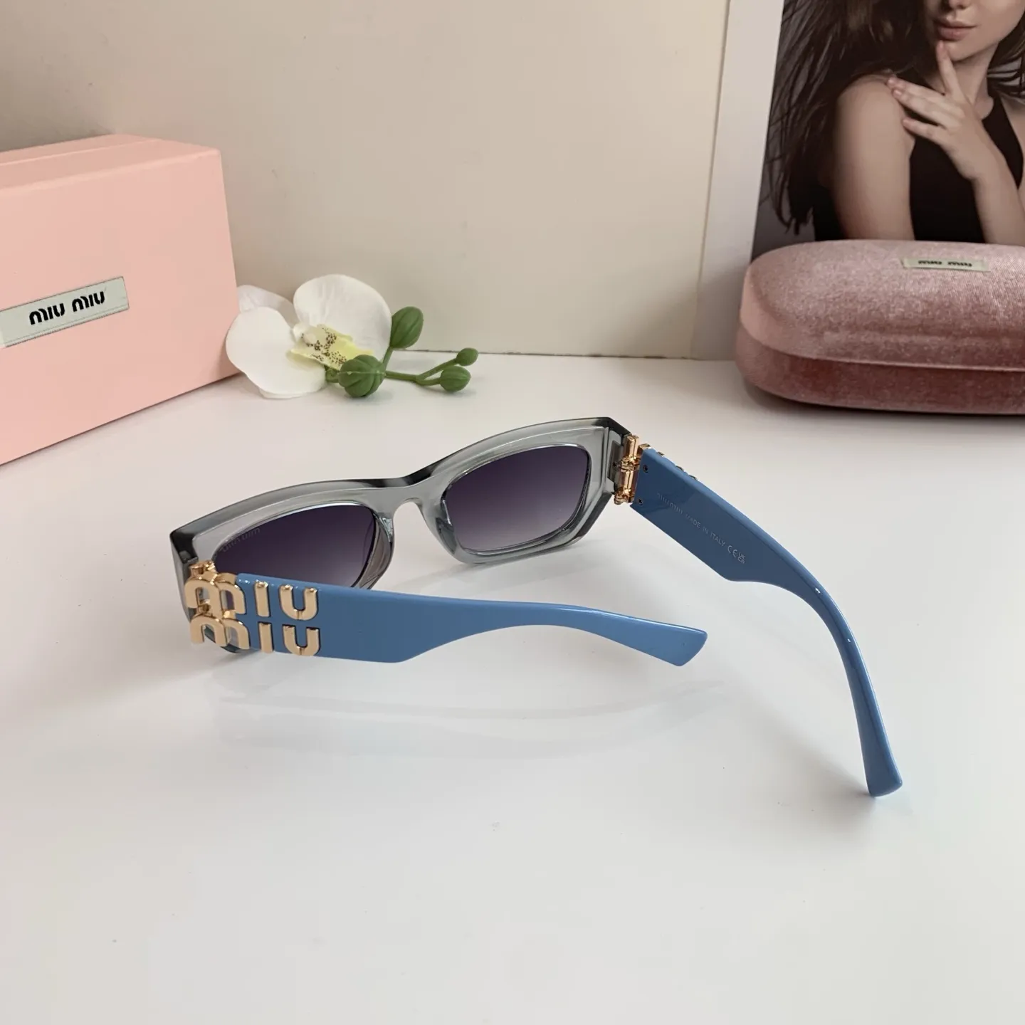 MIUMIU新作黒アークサングラス - 画像 (8)