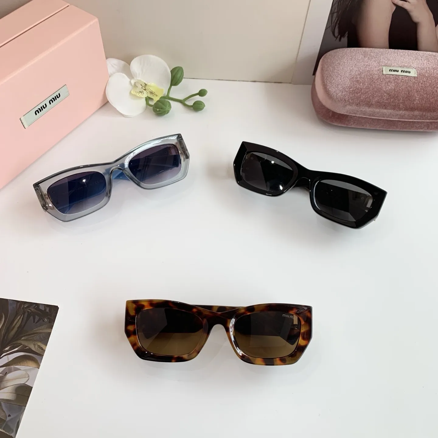 MIUMIU新作黒アークサングラス - 画像 (10)