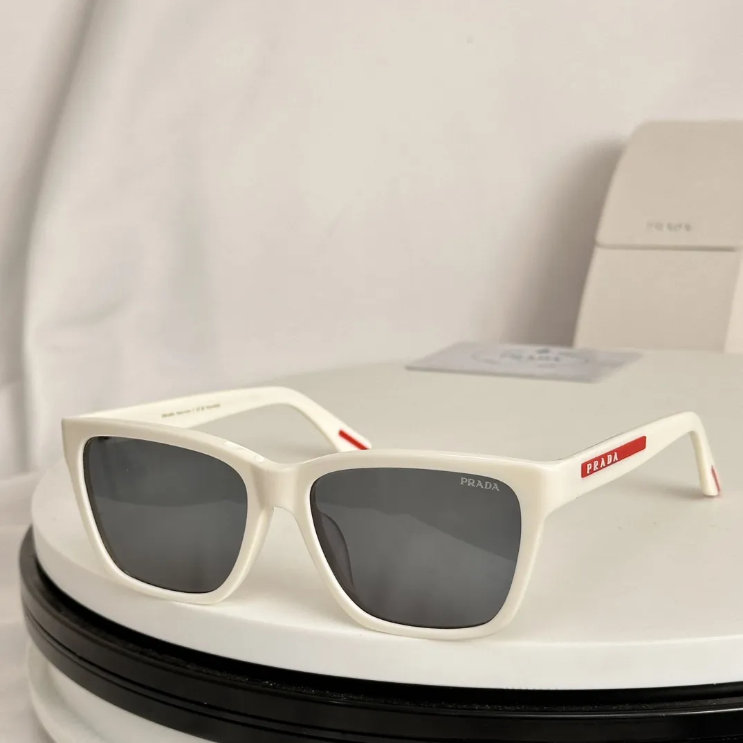 プラダ新作黒サングラスファッションアーク - 画像 (8)