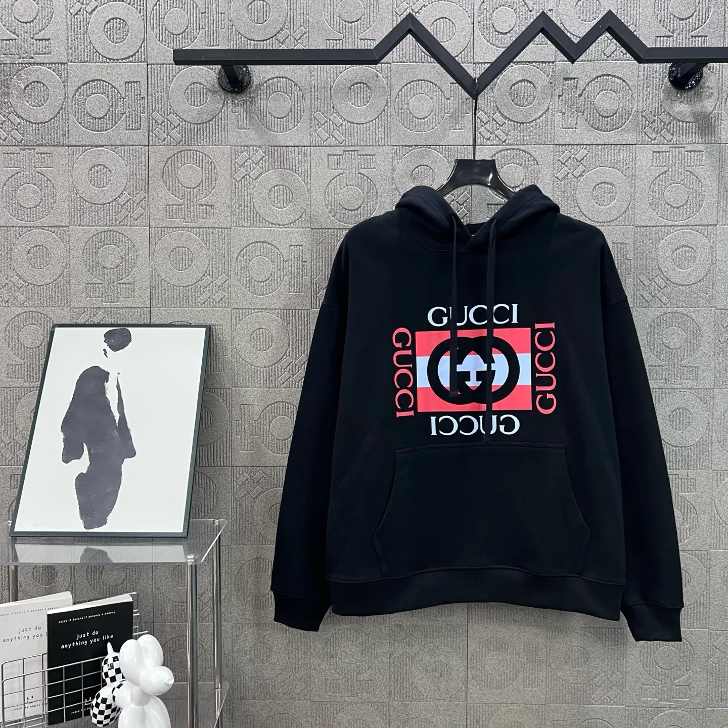 GUCCI 2025新しい黒のブロック体スウェットシャツ - 画像 (3)
