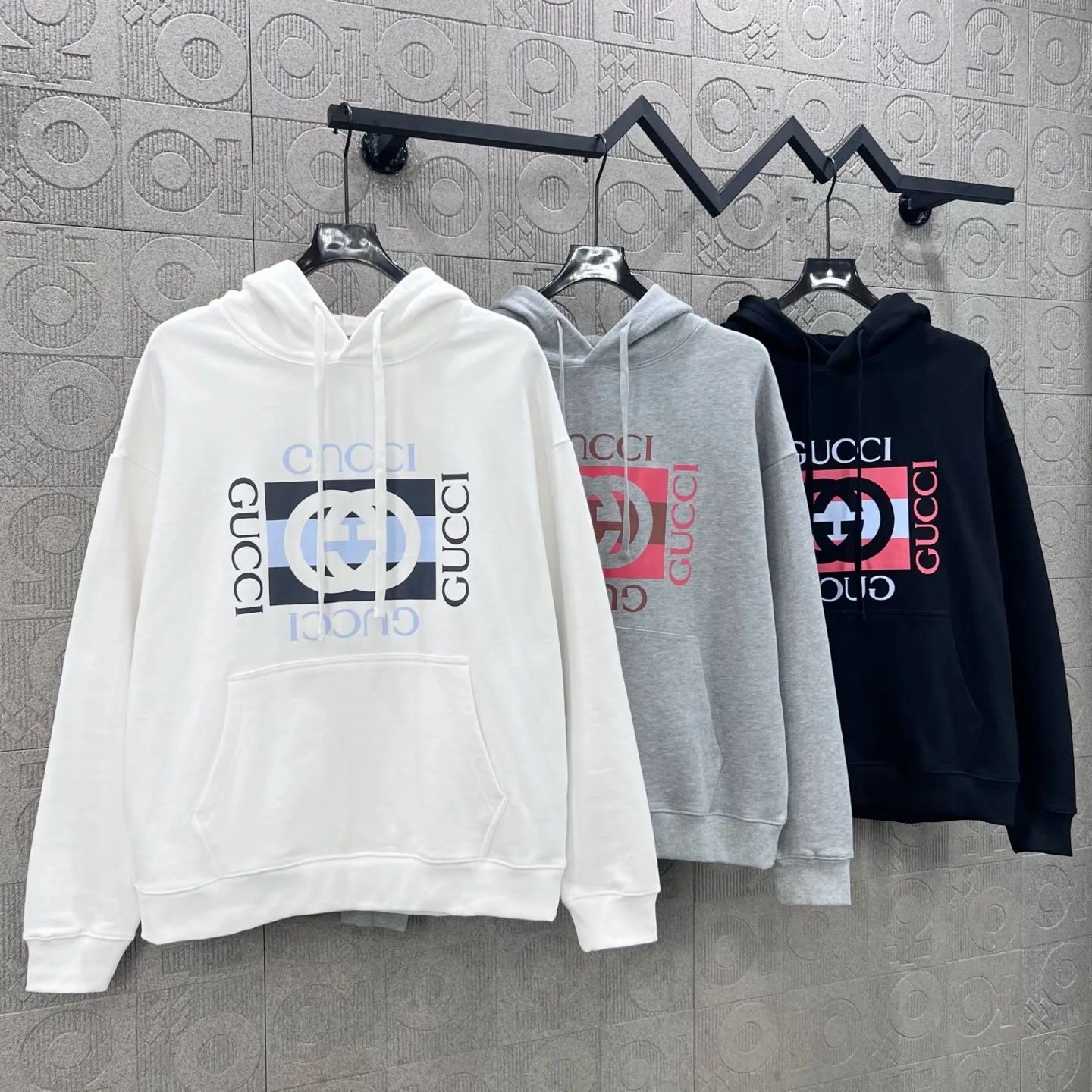 GUCCI 2025新しい黒のブロック体スウェットシャツ - 画像 (13)