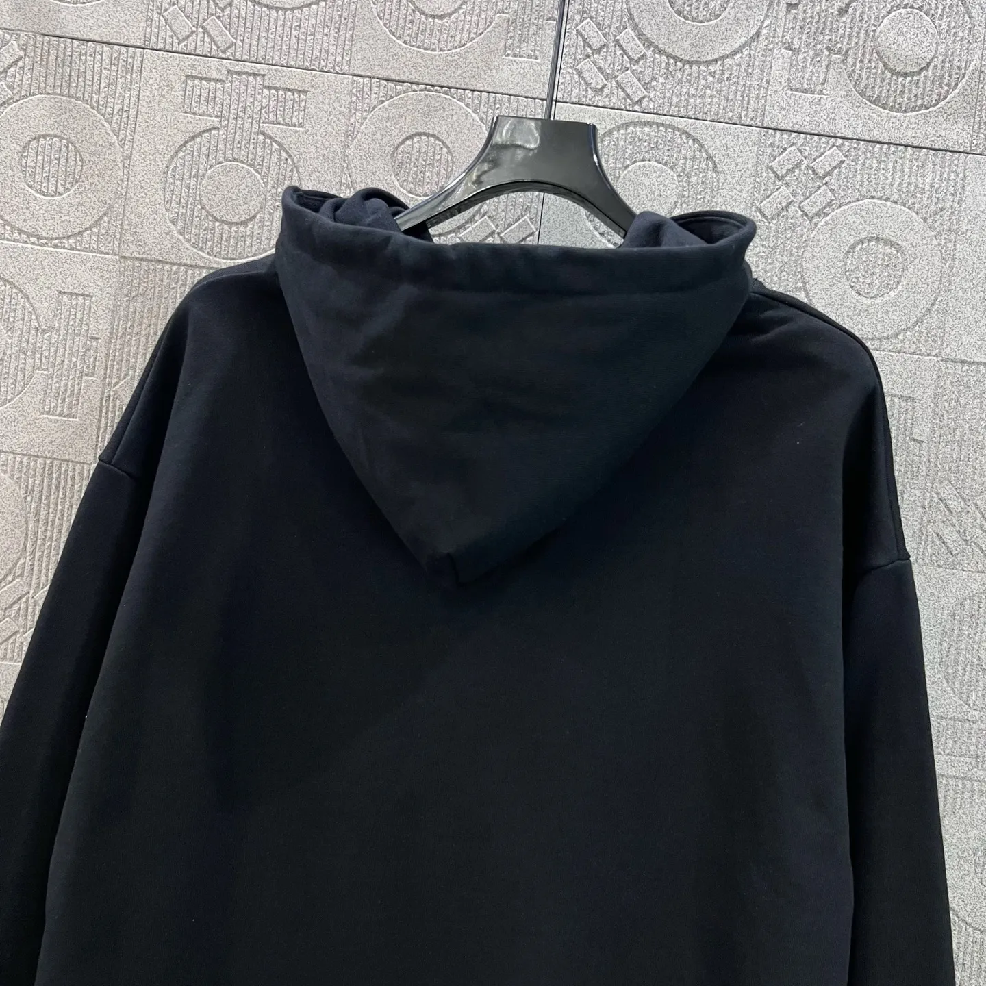 GUCCI 2025新しい黒のブロック体スウェットシャツ - 画像 (11)