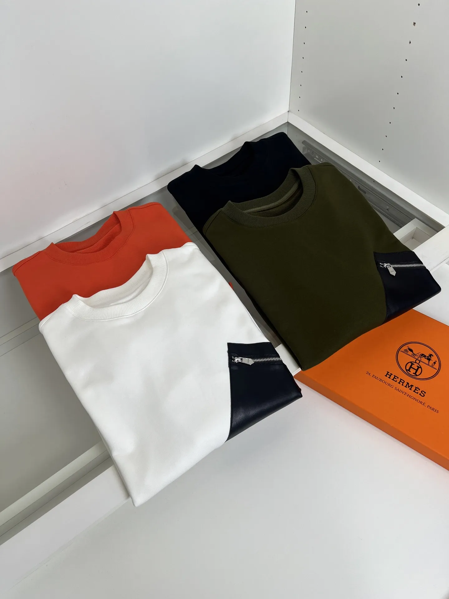 エルメス2025秋冬グリーン Crew Neckスウェット - 画像 (10)