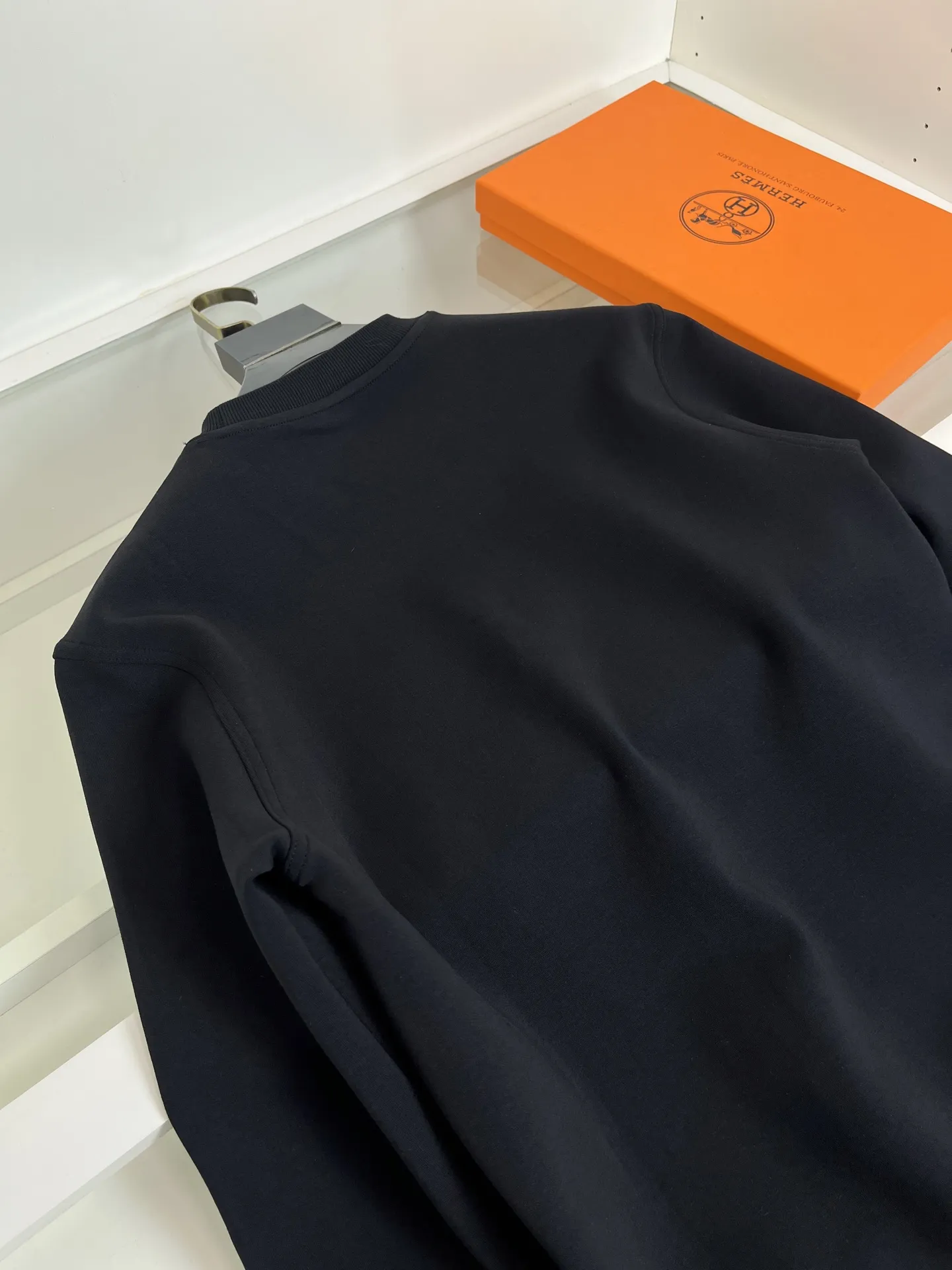 エルメス H Puzzle 黒 クルーネックセーター - 画像 (9)