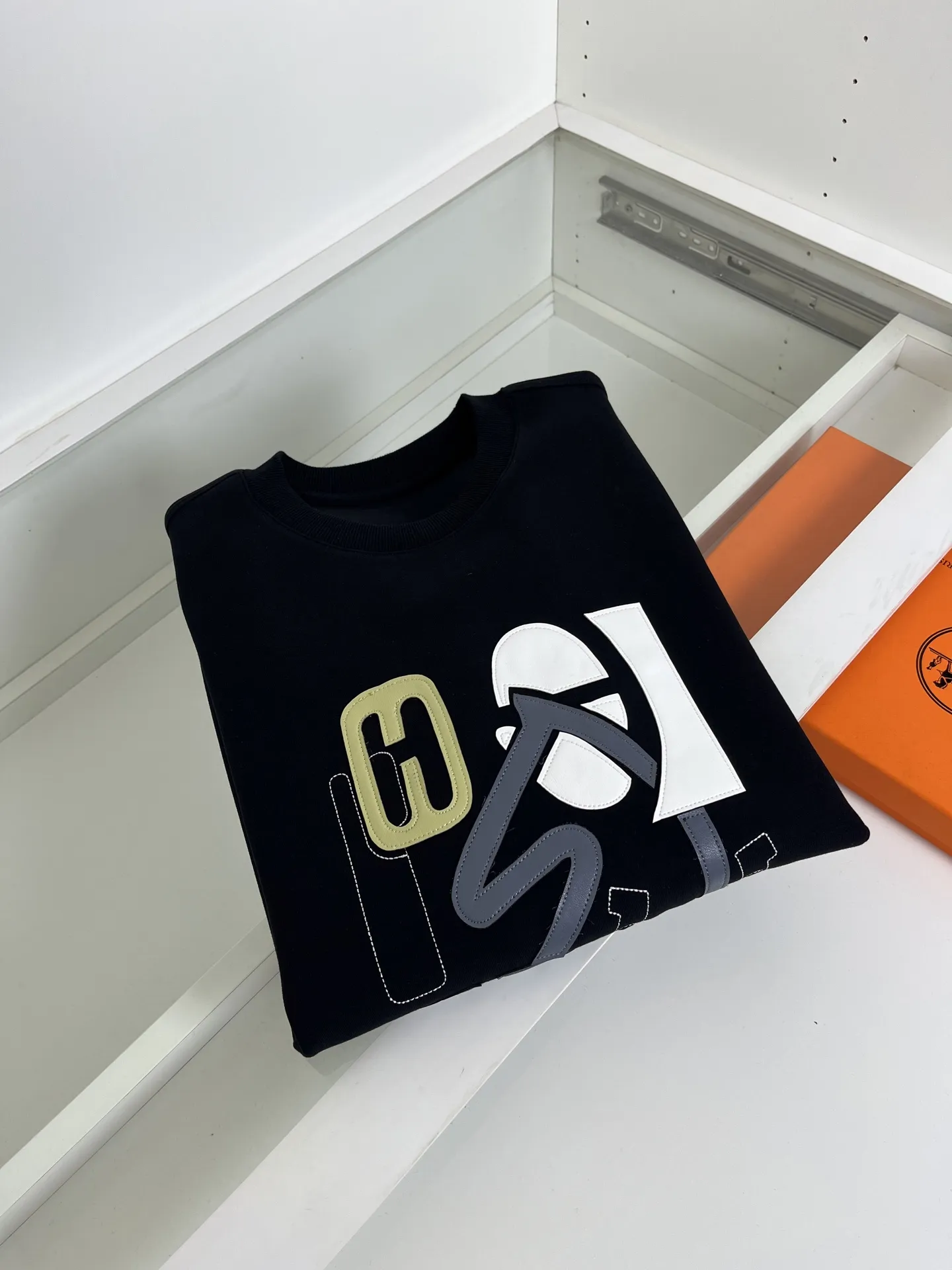 エルメス H Puzzle 黒 クルーネックセーター - 画像 (10)