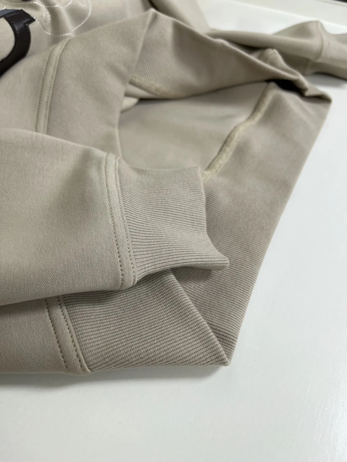 エルメス H Puzzle 黒 グレー カーキ セットアップ - 画像 (8)