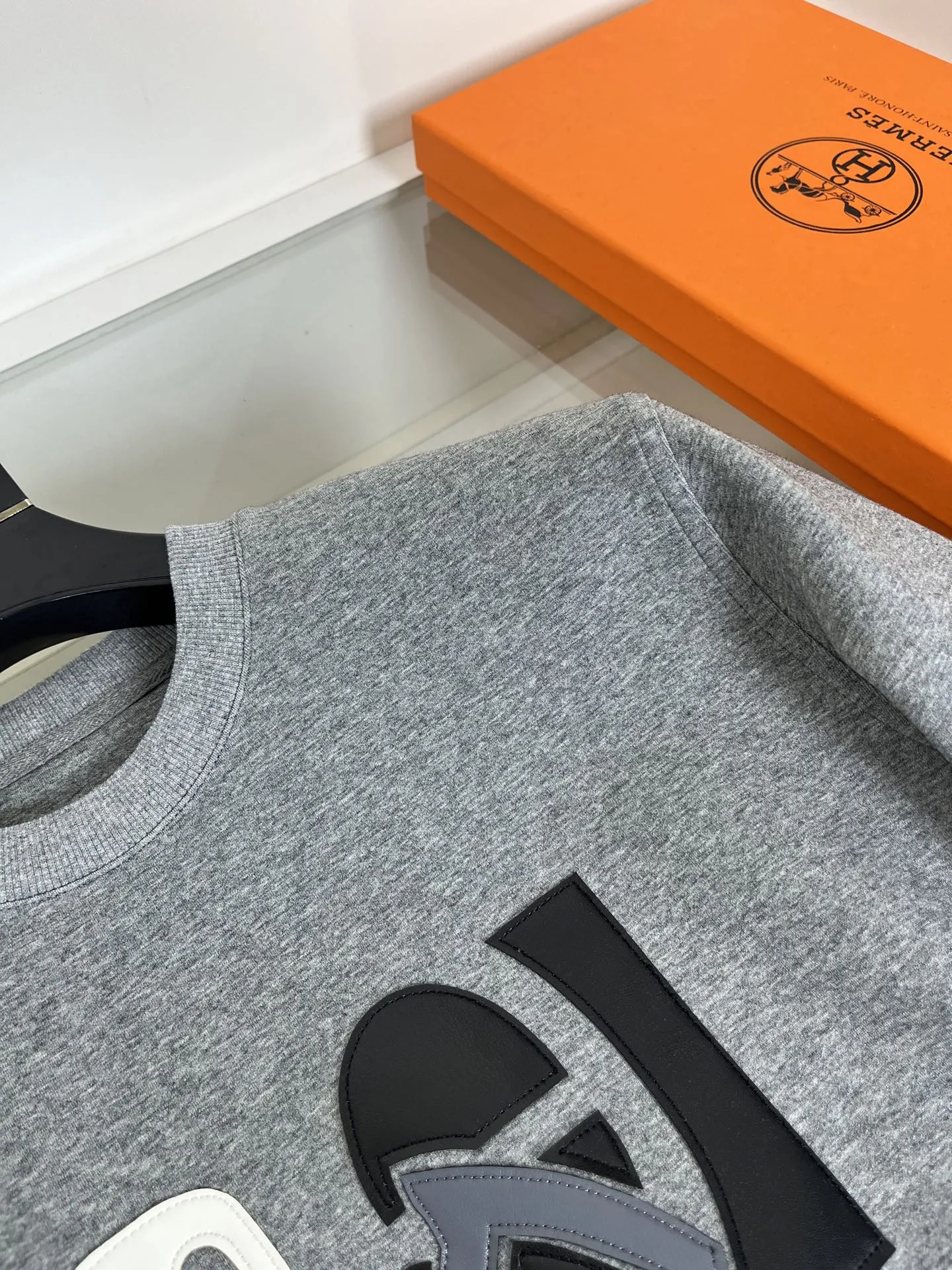 エルメス H Puzzle グレー セットアップスウェット - 画像 (6)