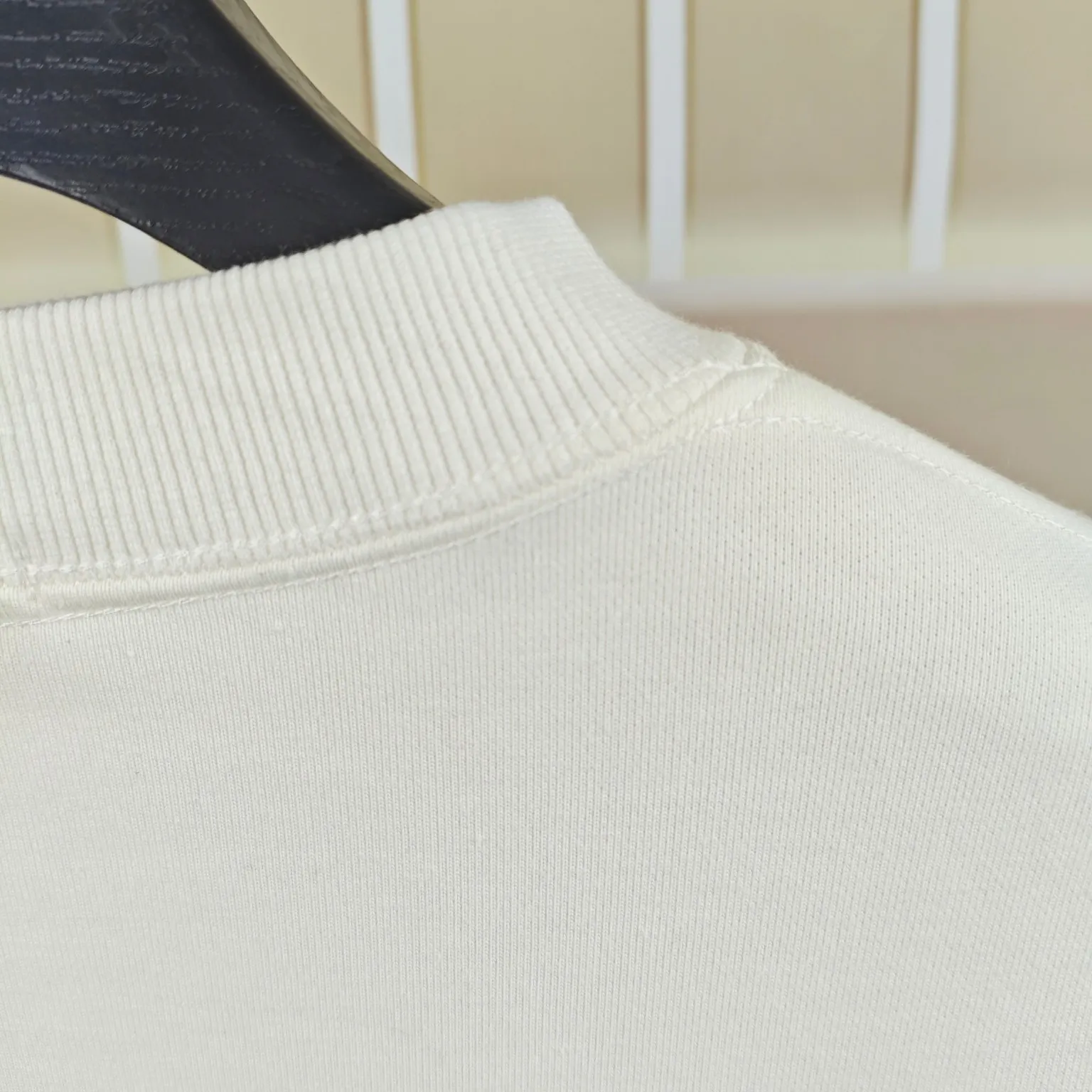 Moncler メンズホワイトカジュアルスウェットシャツ - 画像 (7)