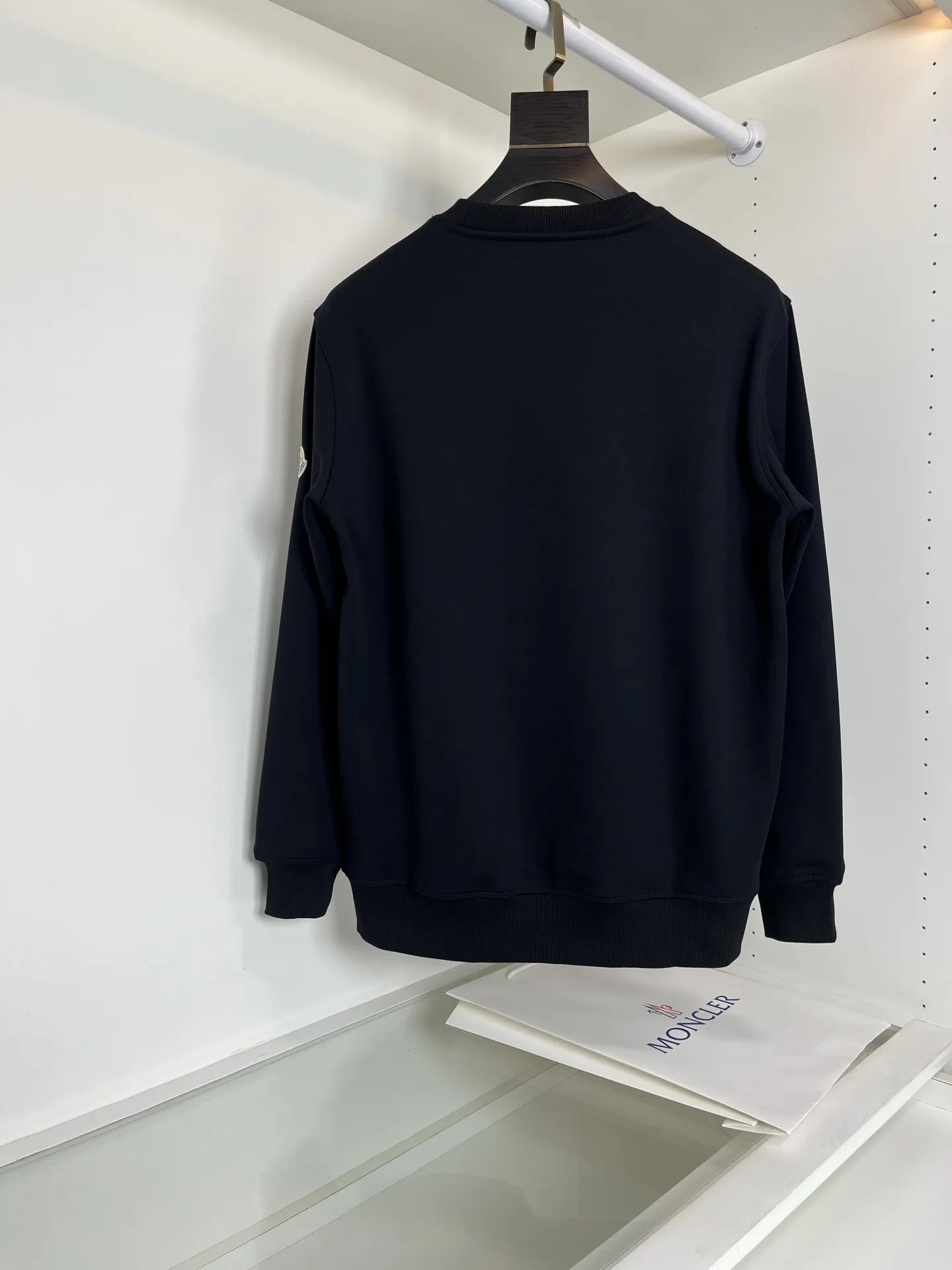 Moncler モンクレール 黒 スウェット - 画像 (3)