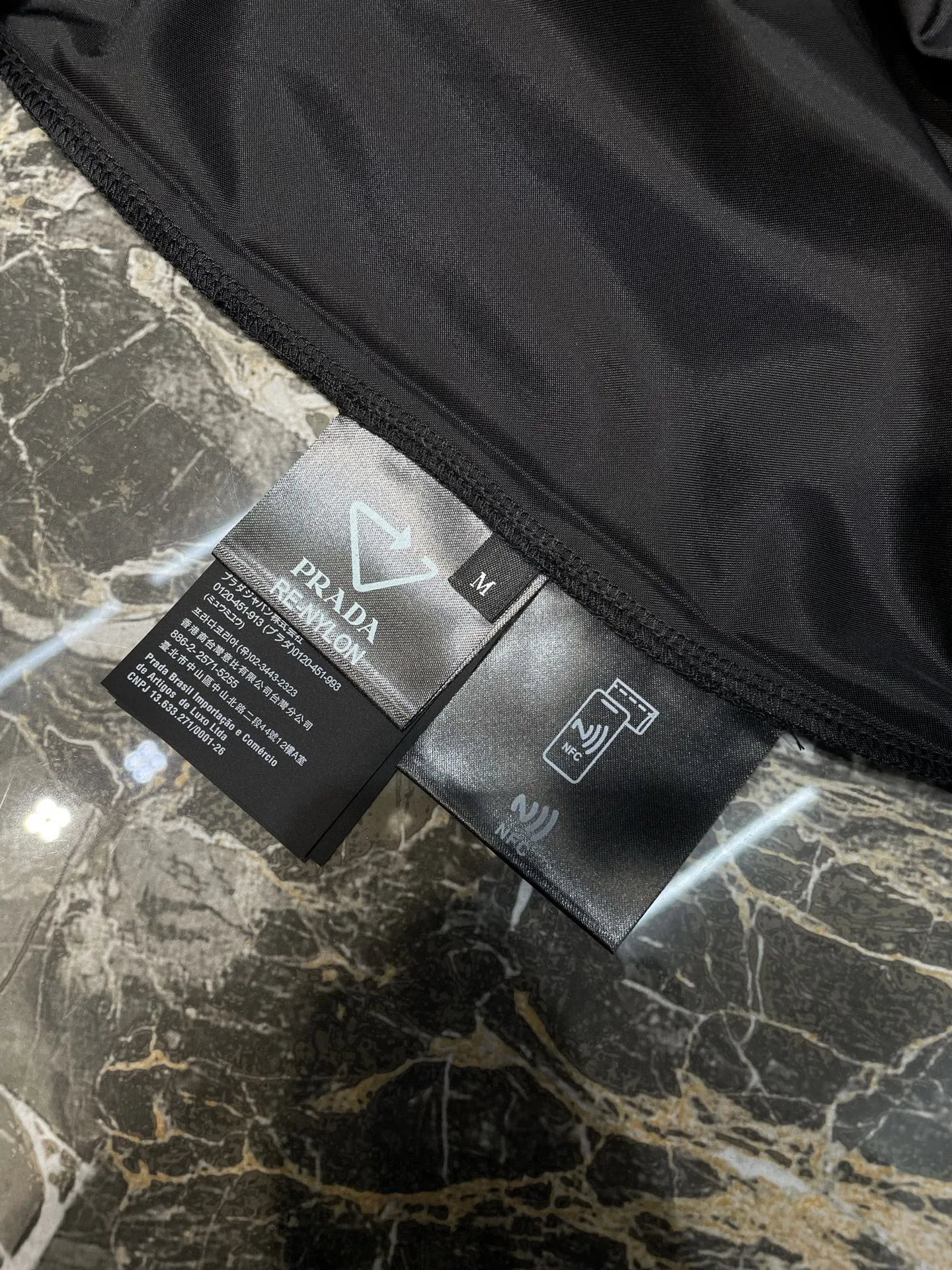 Prada Milano ブラック拼接スウェット - 画像 (10)