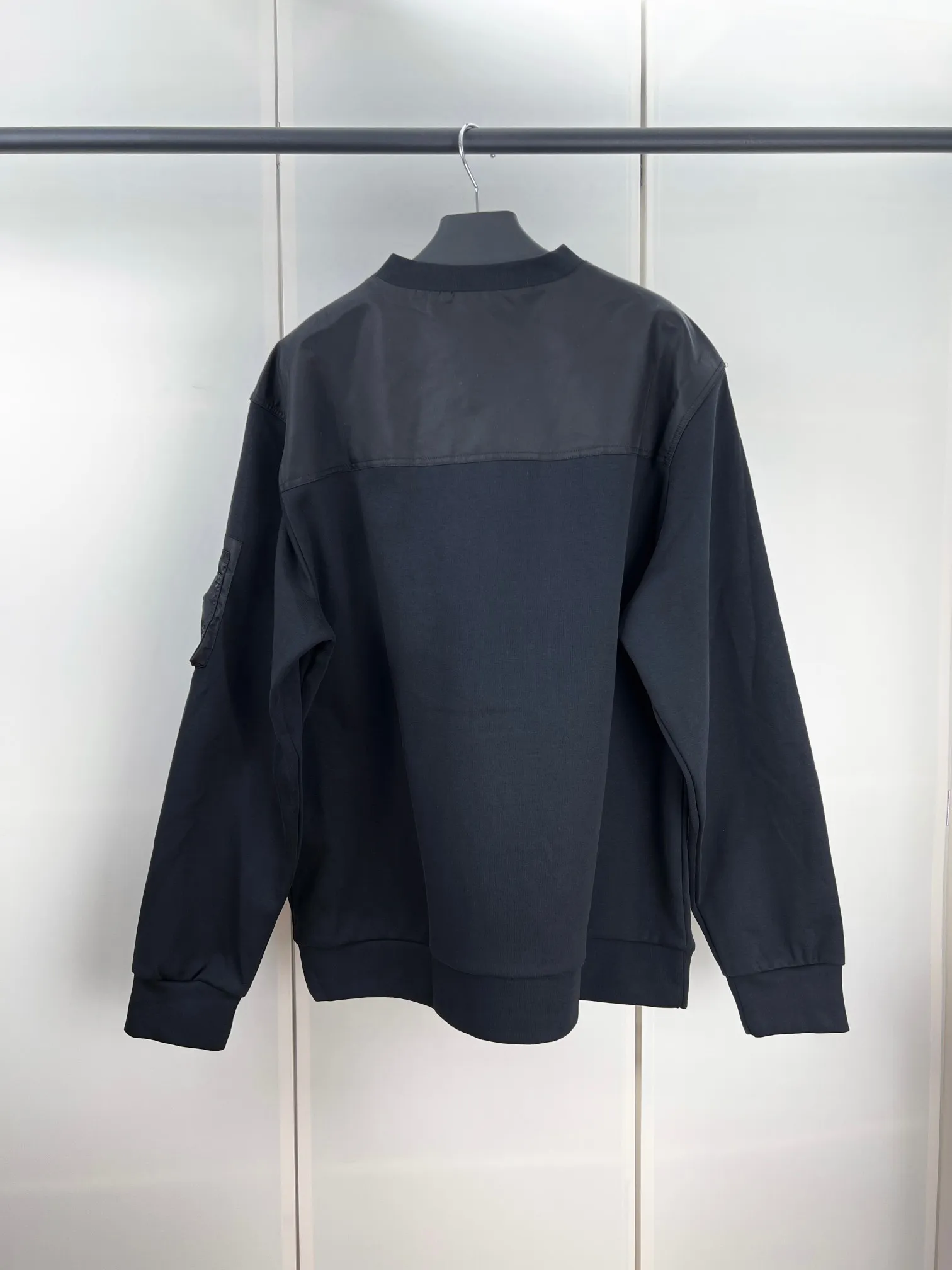 Prada プラダ ニロンポケットステッチ 黒 ウェア - 画像 (3)