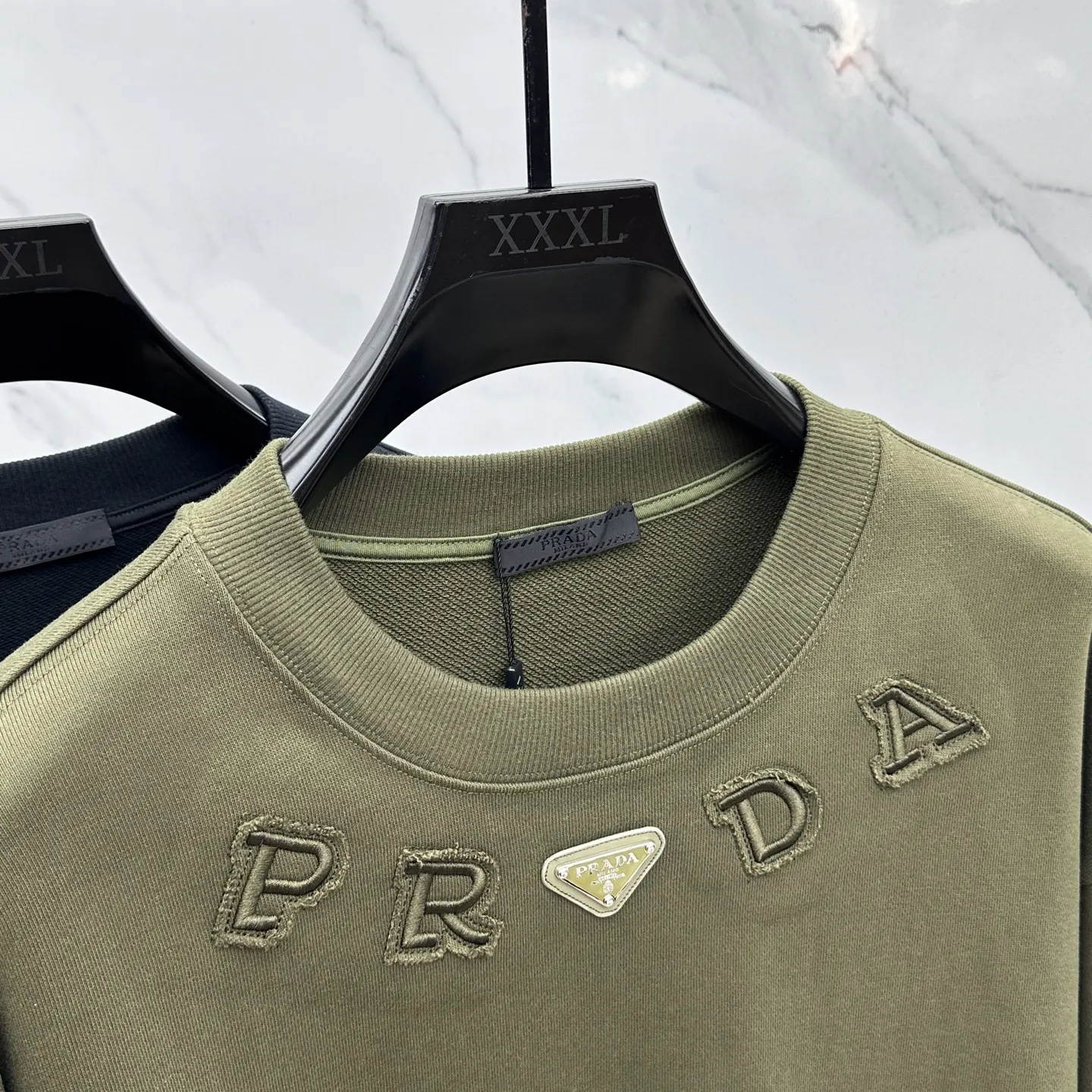 Prada 2025秋冬新品オリーブグリーン - 画像 (5)