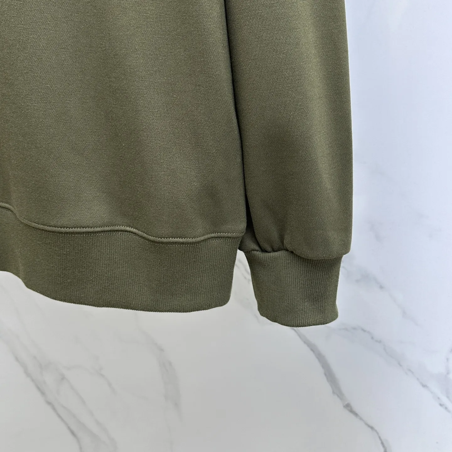 Prada 2025秋冬新品オリーブグリーン - 画像 (8)