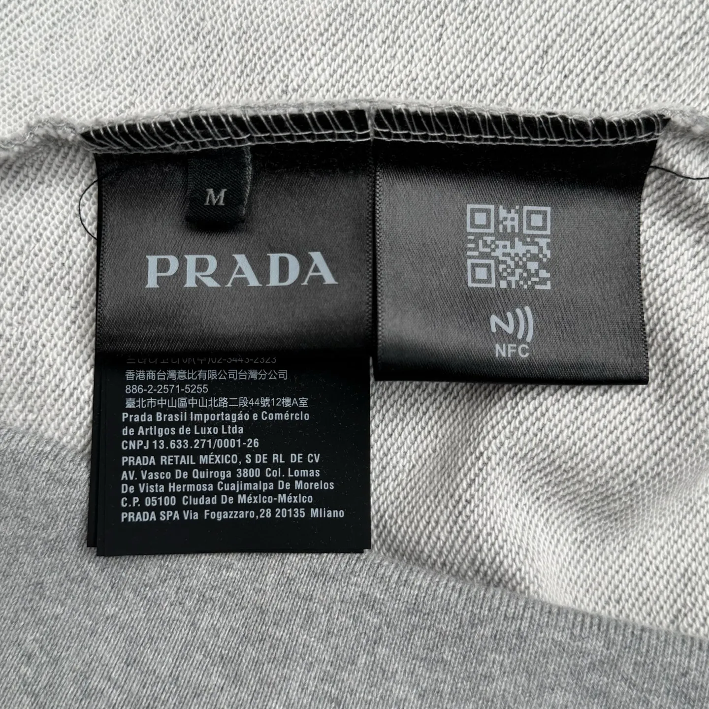 PRADA グレー刺繍POLOスウェットオーバーサイズ - 画像 (10)