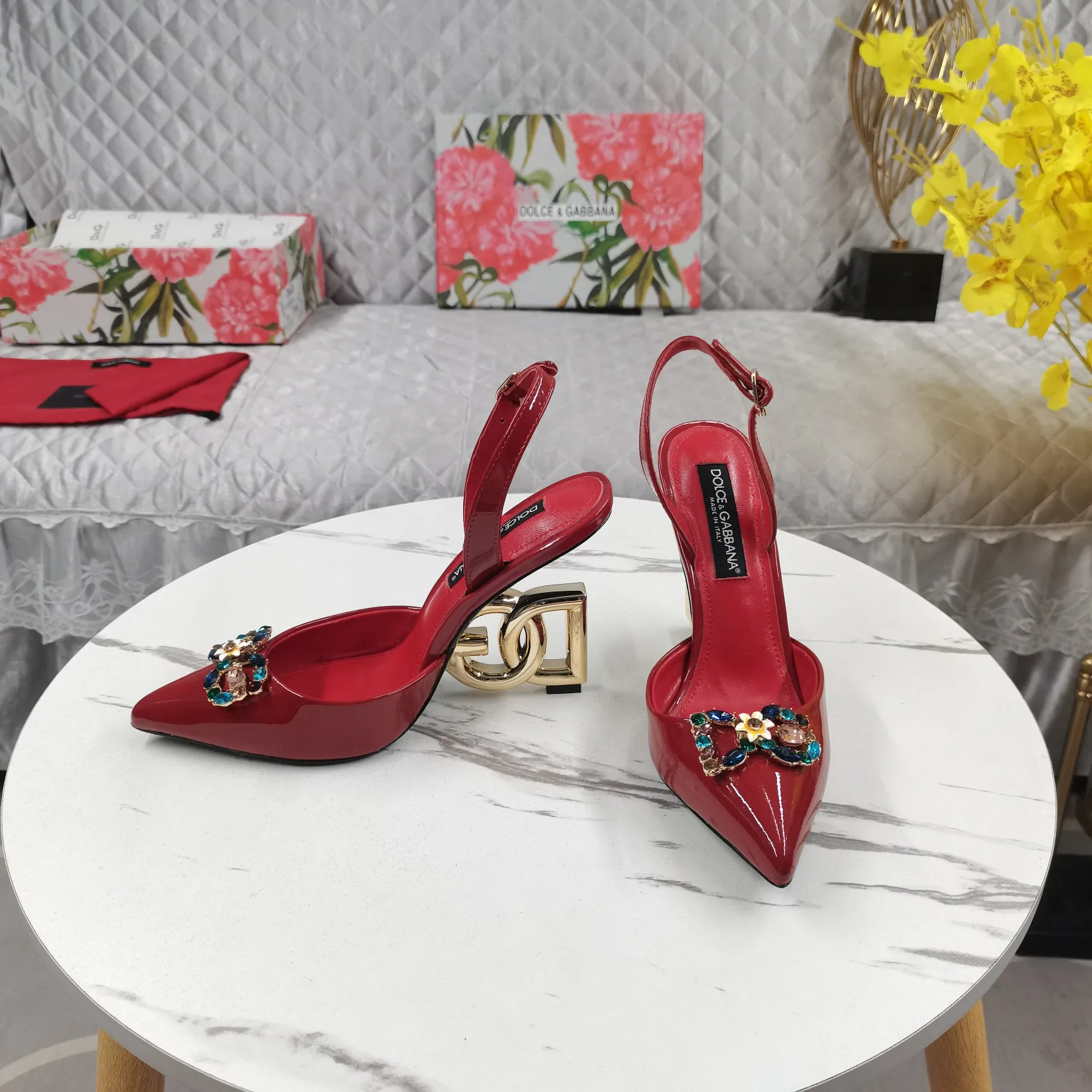 DOLCE&GABBANA赤レッドヒールサンダル新作 - 画像 (8)