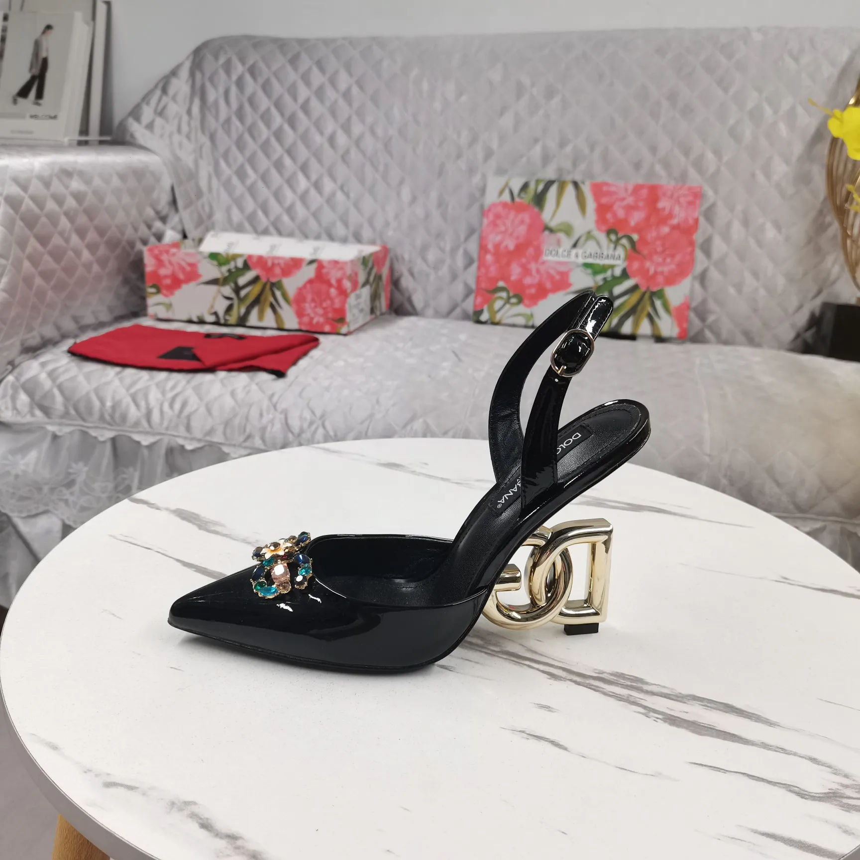 Dolce&Gabbana黒チャンキーヒールスリッパ新作 - 画像 (7)