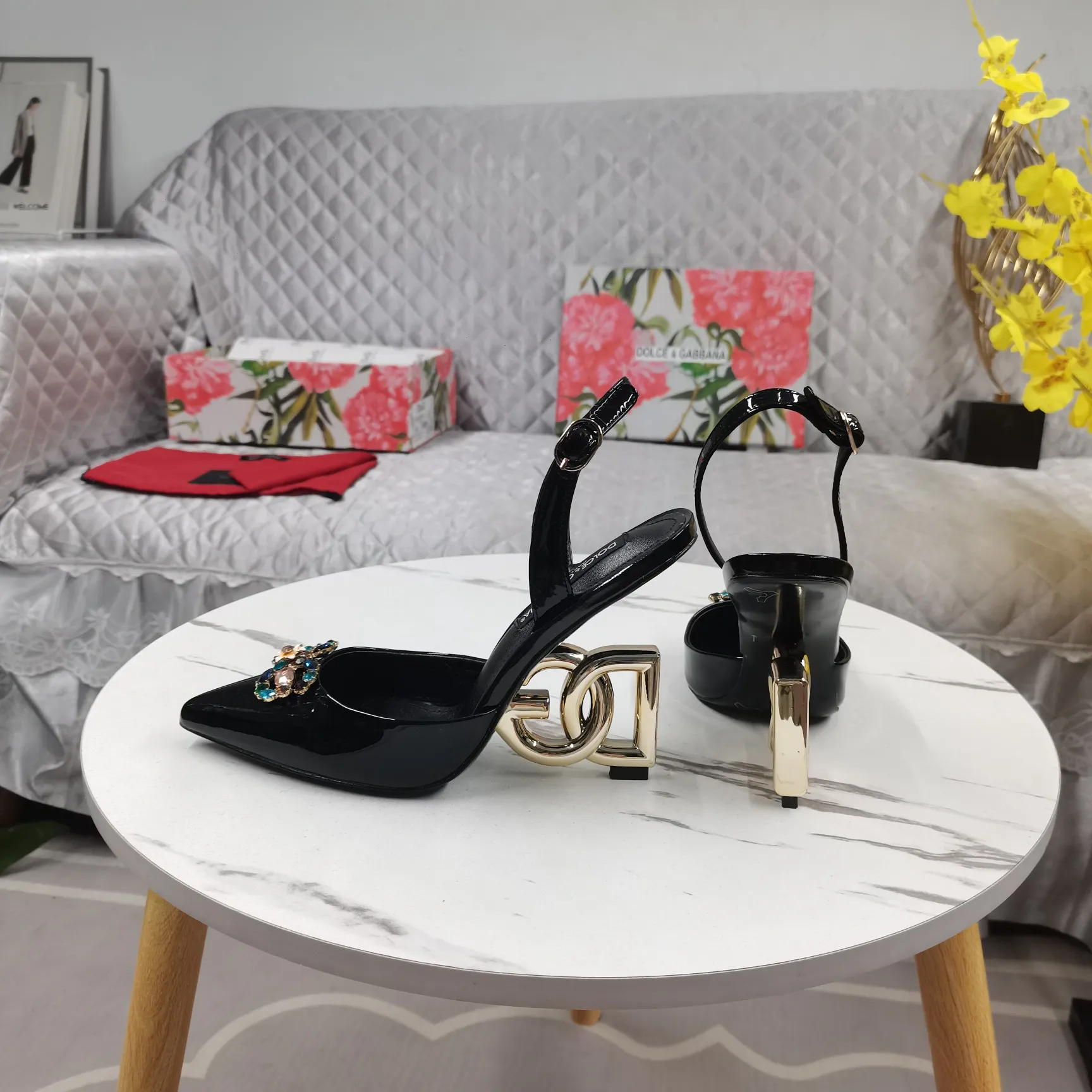 Dolce&Gabbana黒チャンキーヒールスリッパ新作 - 画像 (9)