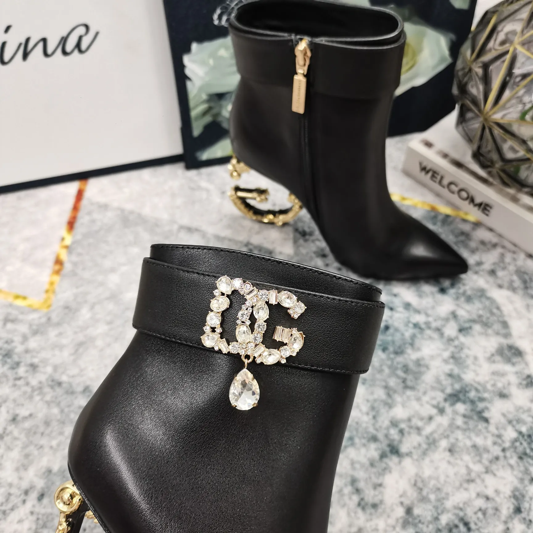 DOLCE&GABBANA ブラック 高品質なモデル アンクルブーツ - 画像 (8)