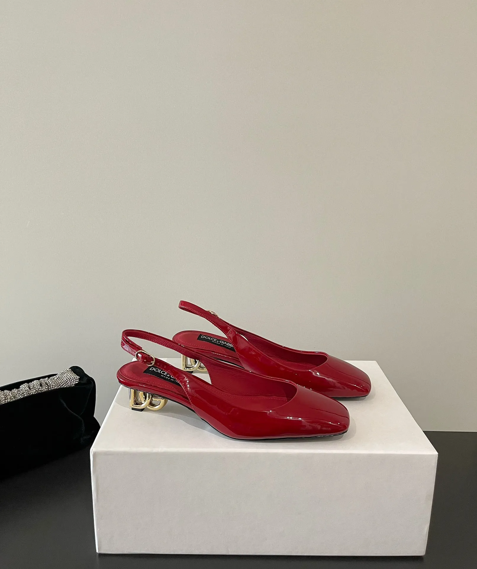 D&G ドルチェ&ガッバーナ レッドローファー 新作 - 画像 (6)