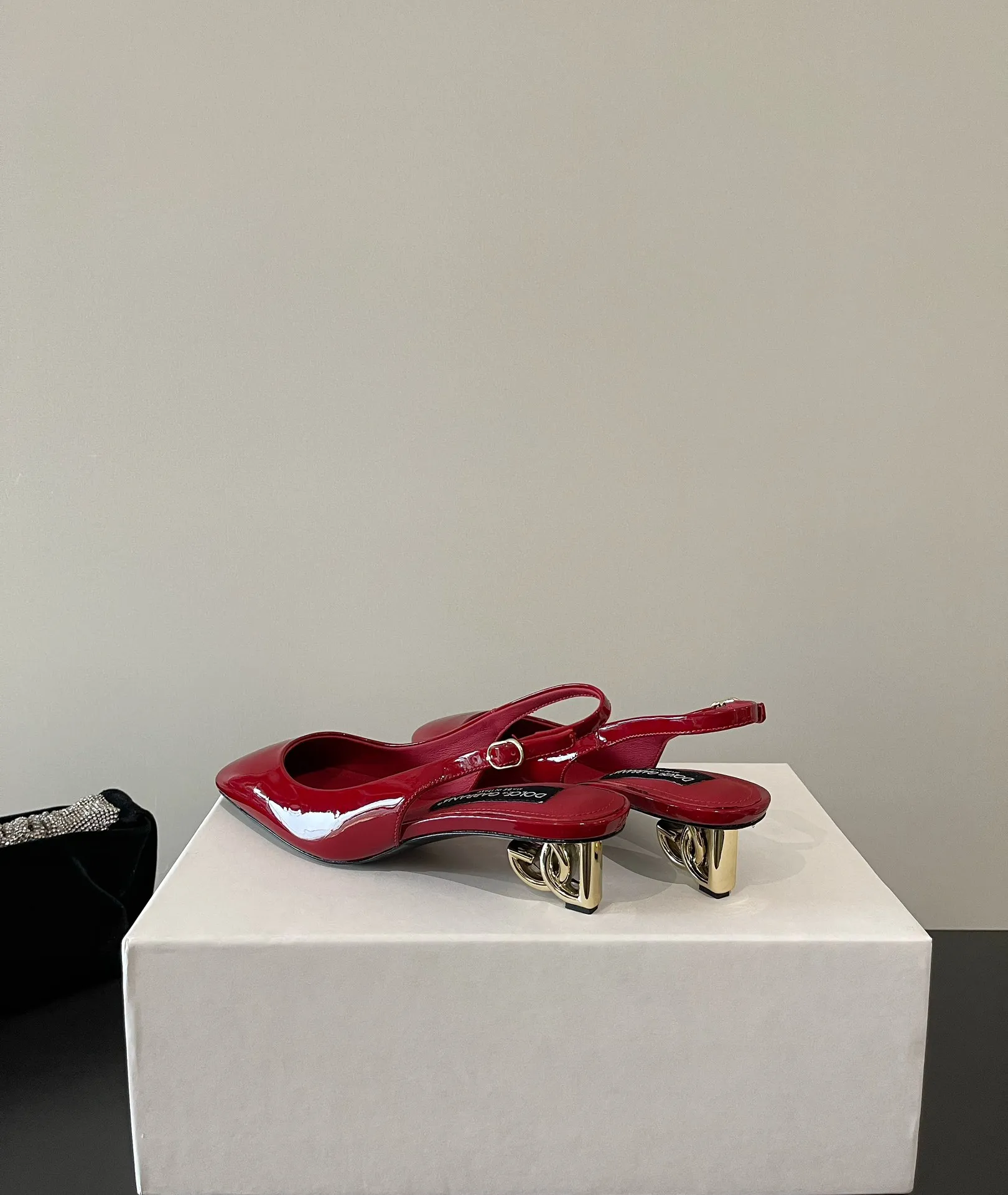 D&G ドルチェ&ガッバーナ レッドローファー 新作 - 画像 (7)