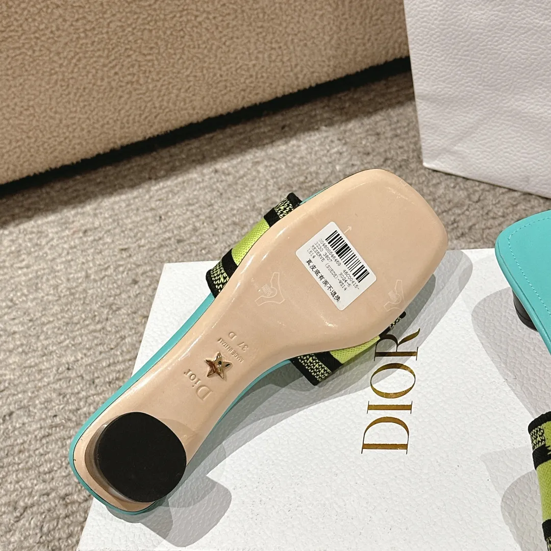 Christian Dior ミスディオール 青 スリッパ 2024新作 - 画像 (10)