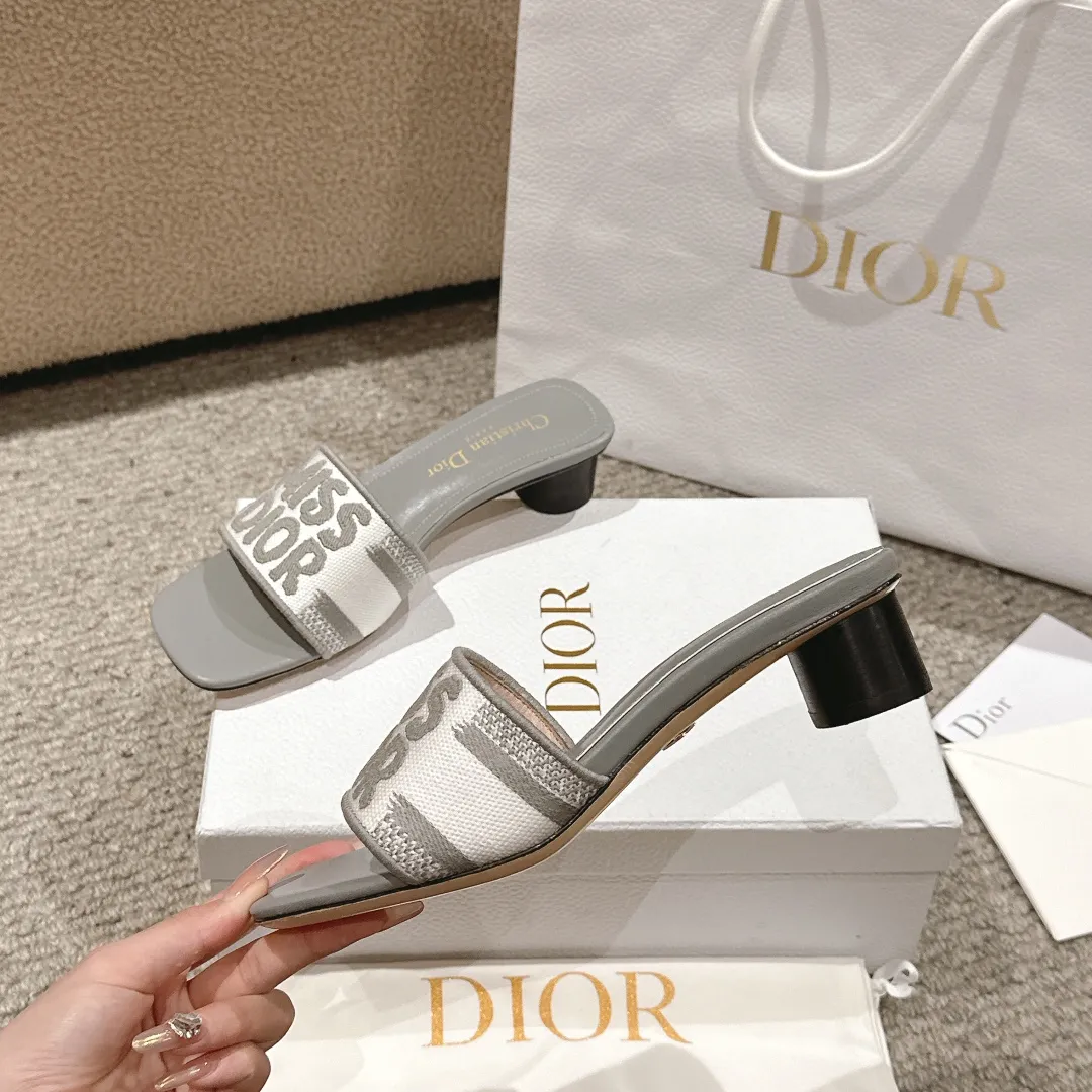 Christian Dior グレースリッパ 新作2024 - 画像 (3)