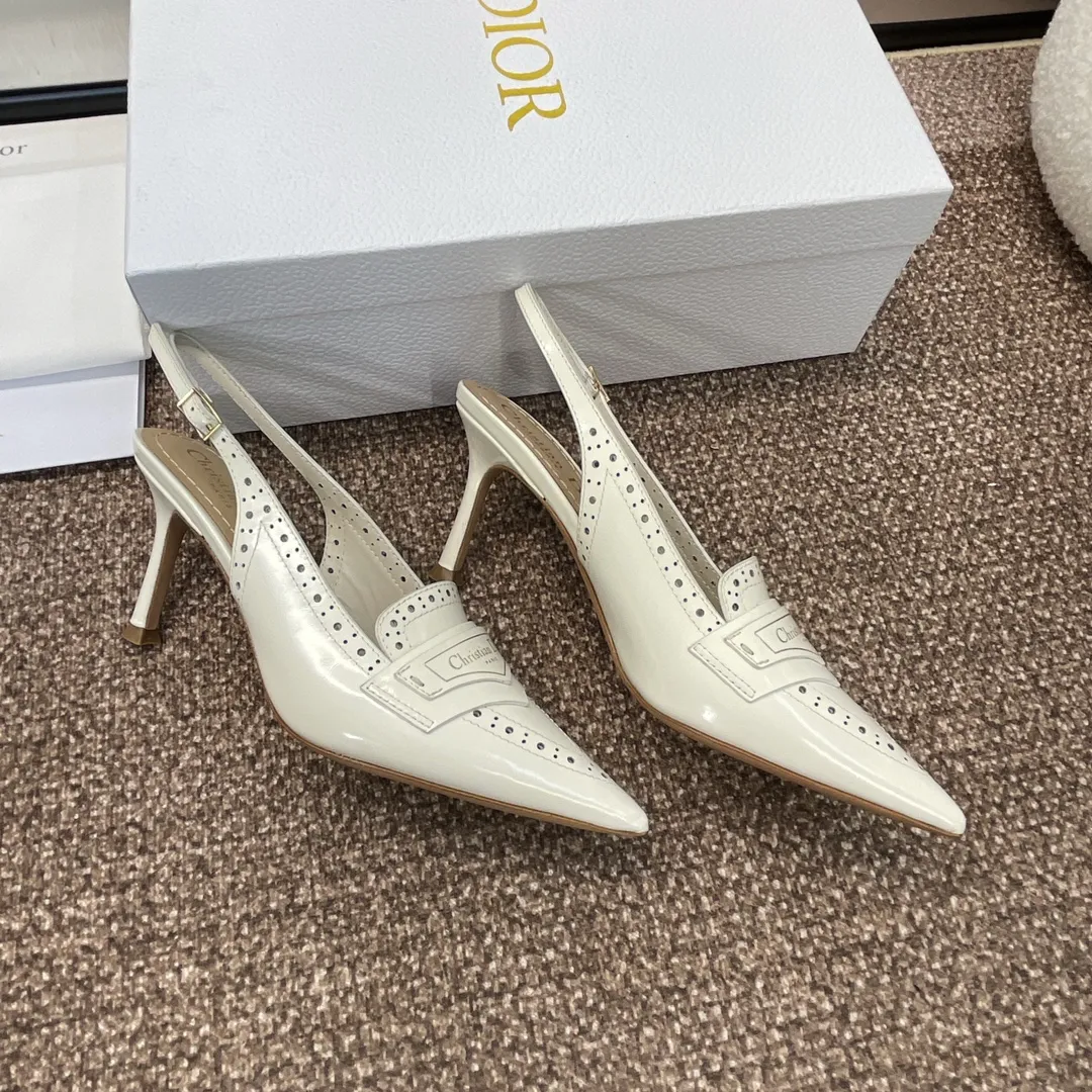 ディオール 白 新作  perforated ブロックハイヒールサンダル