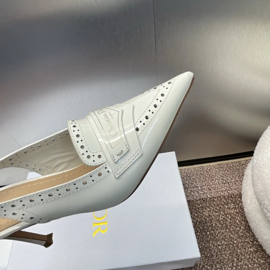 ディオール 白 新作 perforated ブロックハイヒールサンダル - 画像 (5)