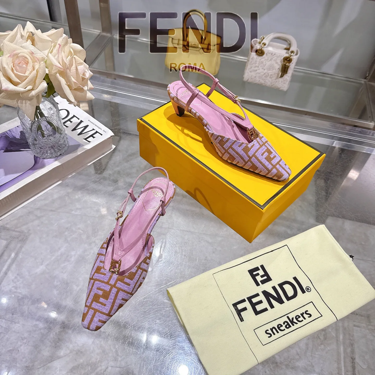 FENDI 新作ピンクハイヒールサンダル - 画像 (6)