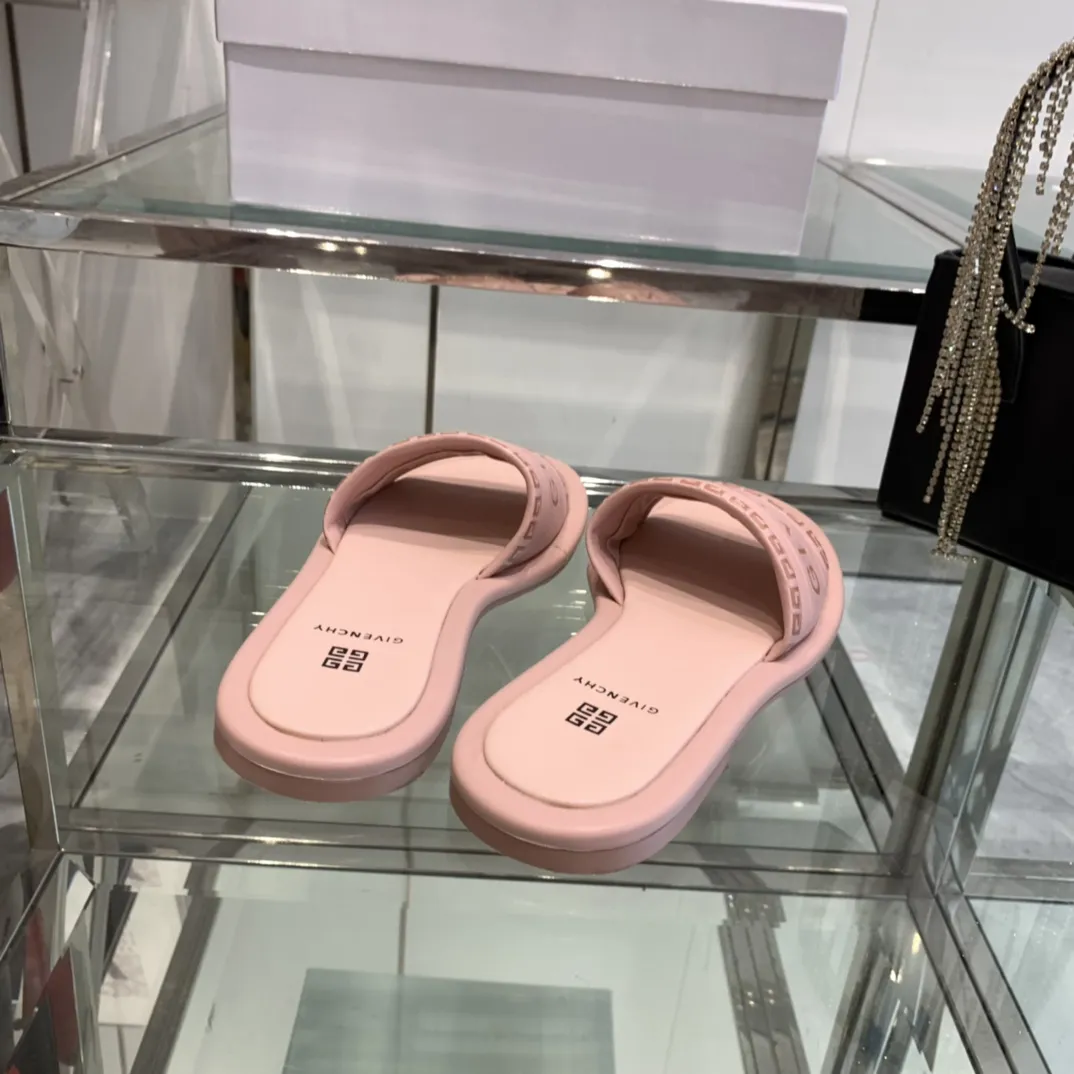 GIVENCHY 2024ss新作ピンクフラットサンダル - 画像 (9)