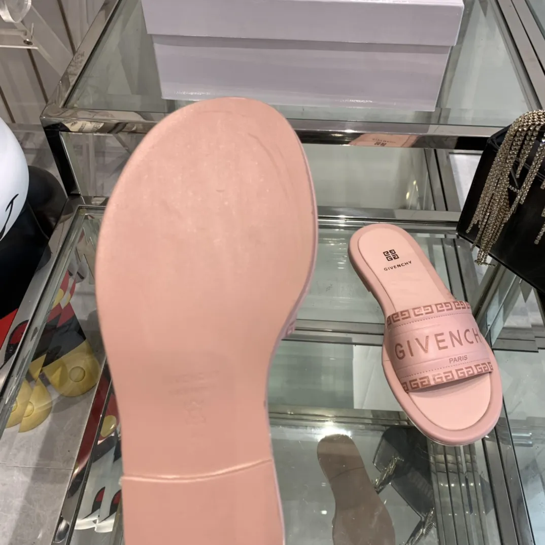 GIVENCHY 2024ss新作ピンクフラットサンダル - 画像 (10)